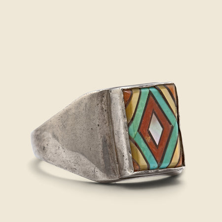 Concentric Pattern Multi-Stone Ring