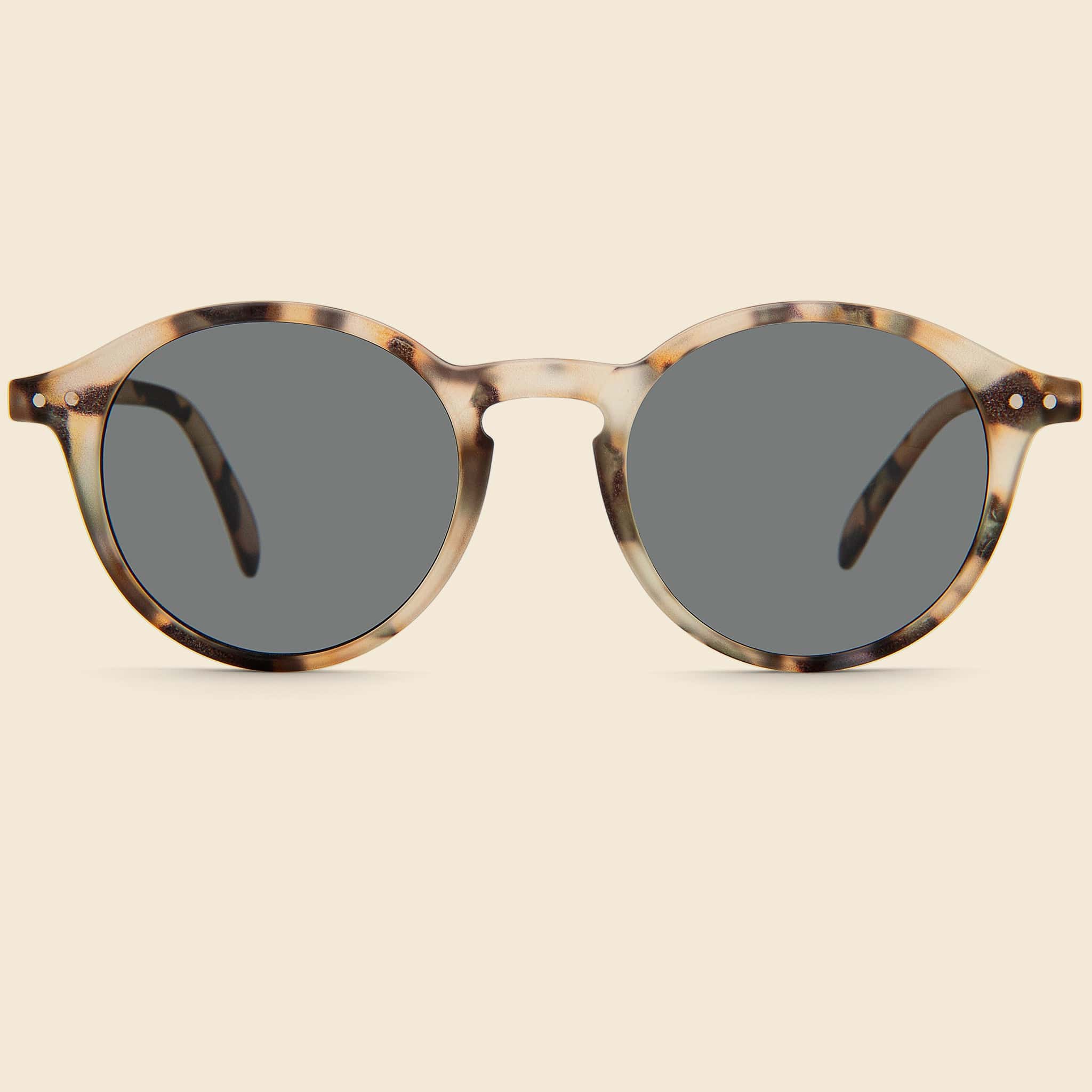 The Iconic #D - Light Tortoise - Izipizi - STAG Provisions - Accessories - Eyewear