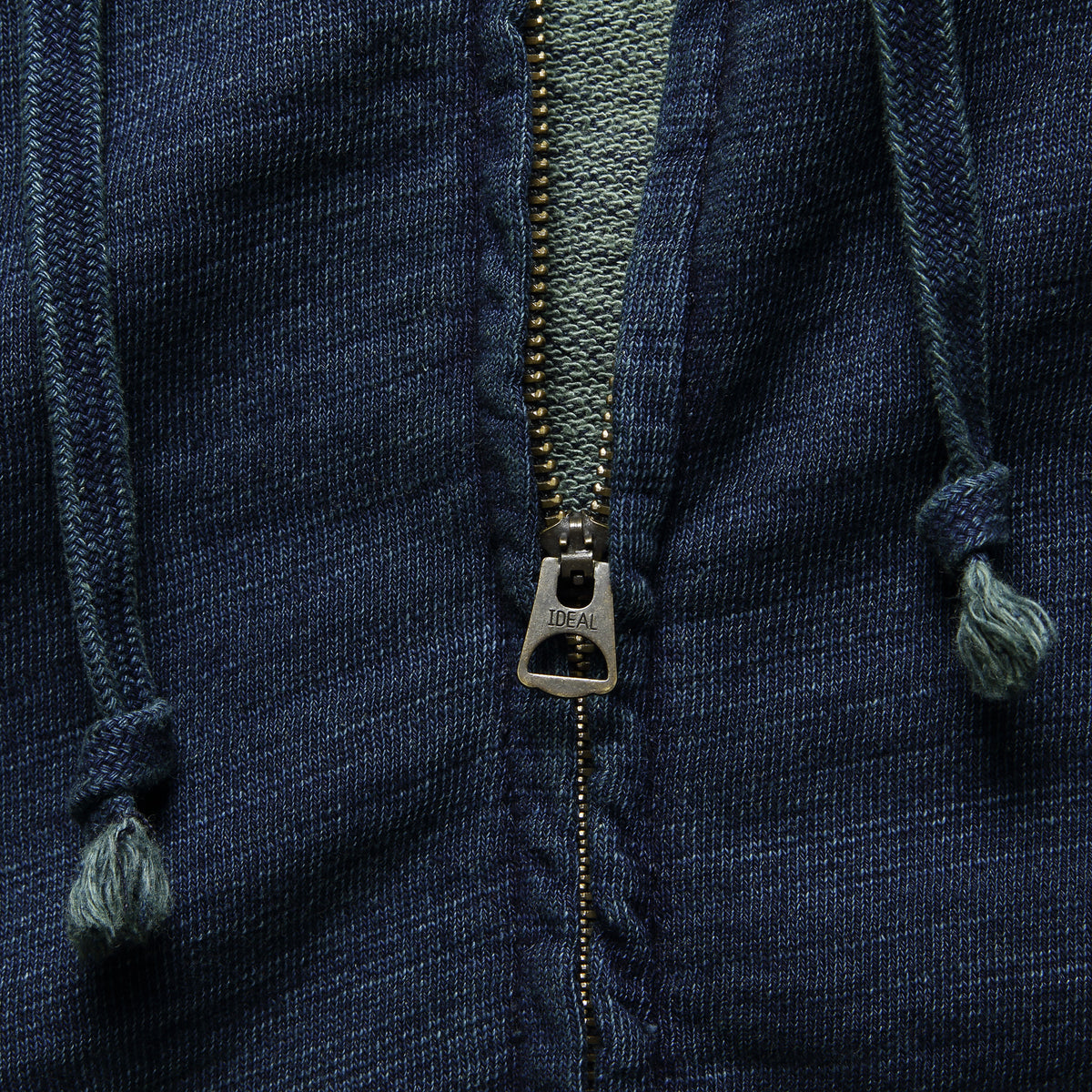 RRL_377c_1200x1200.progressive RRL_377c_1200x1200.progressive