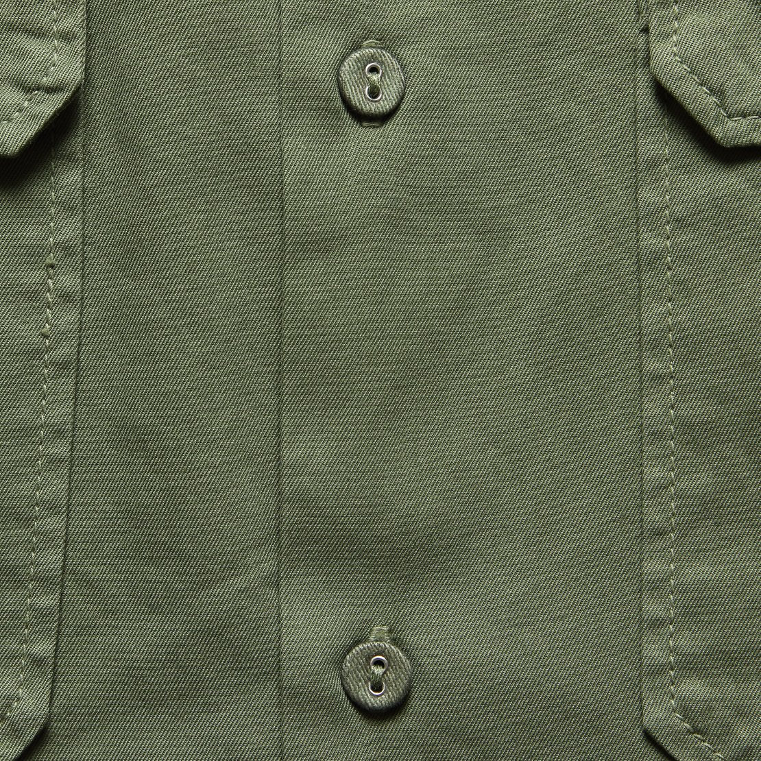 WOMEN’S SHORT SLEEVE TWILL CAMP SHIRT