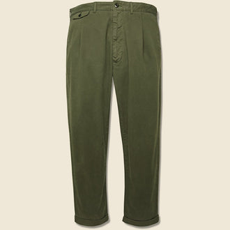 Standard Pleated Chino - Olive