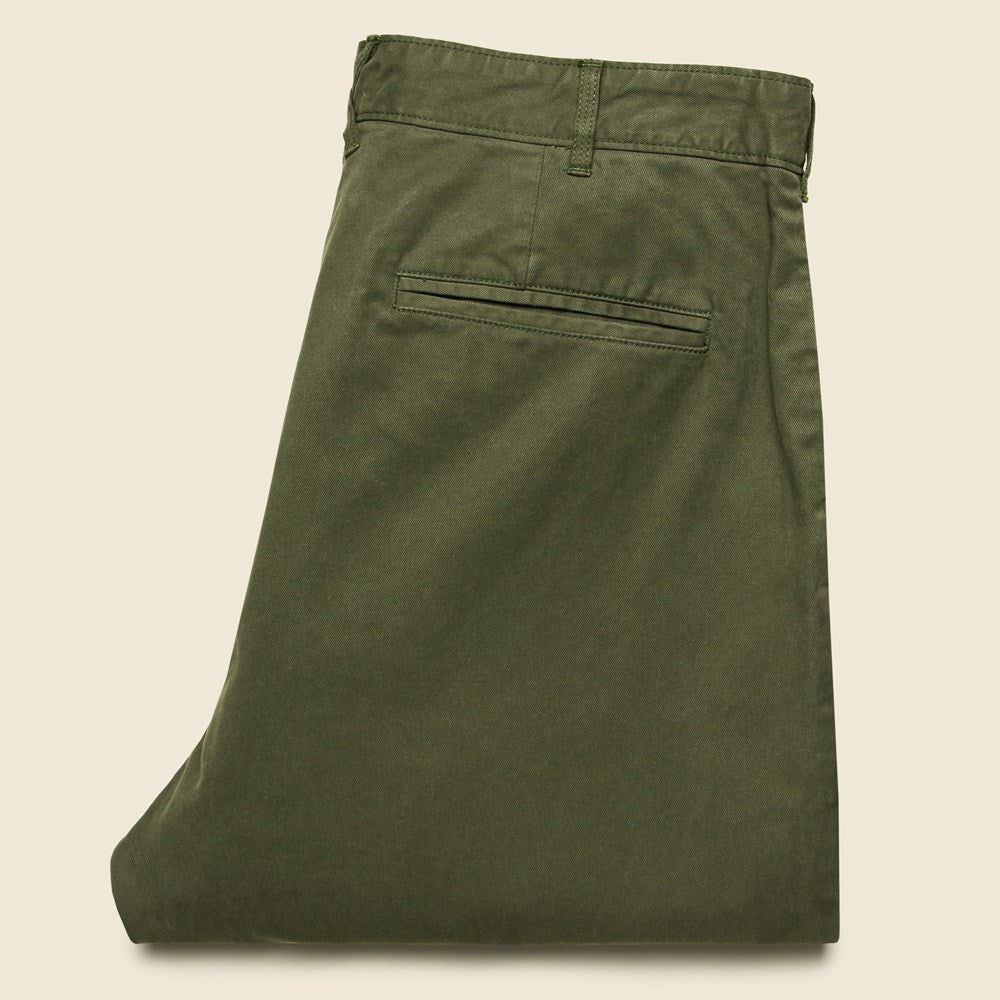 
                          Standard Pleated Chino - Olive
                        