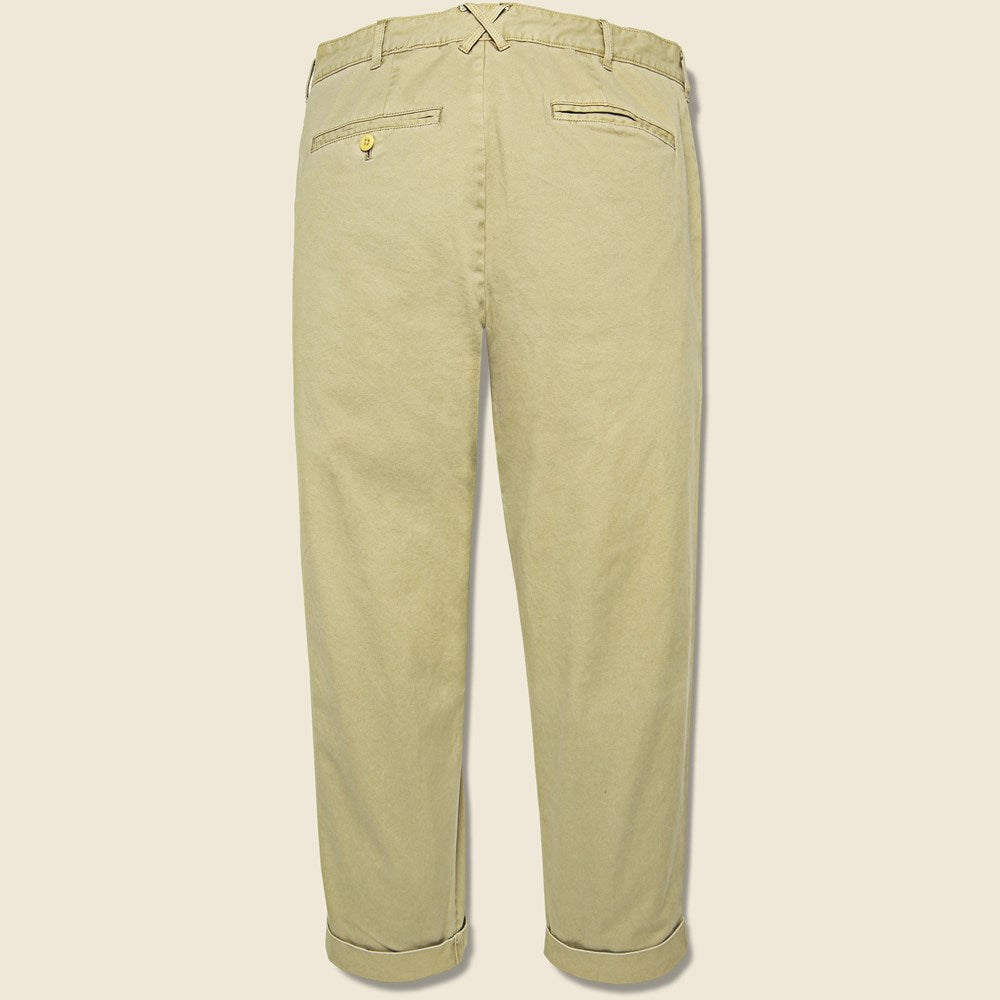 
                          Standard Pleated Chino - Khaki
                        