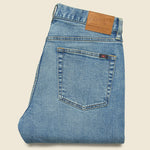 Slim Straight Denim - Sandy Point Wash - Faherty - STAG Provisions - Pants - Denim