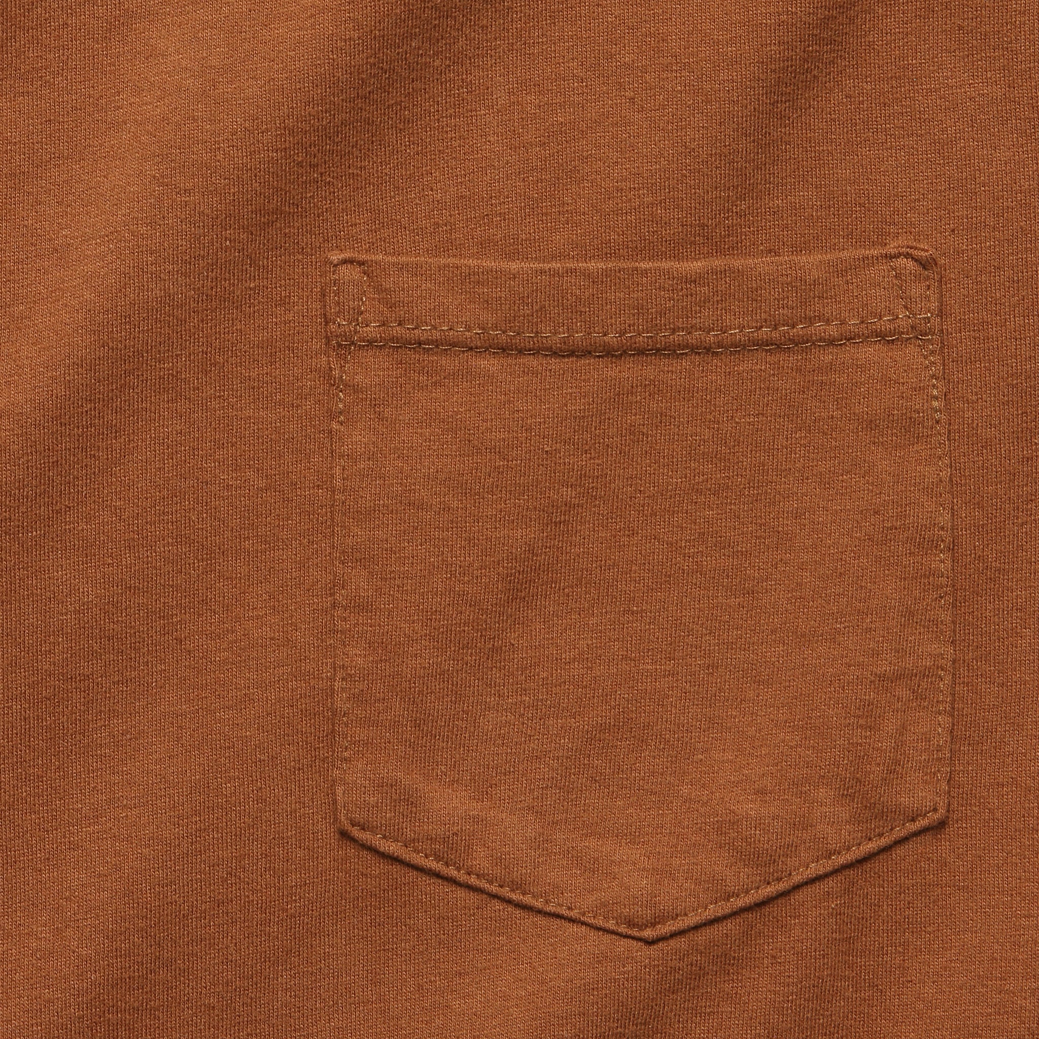 
                          Pocket Tee - Rust
                        