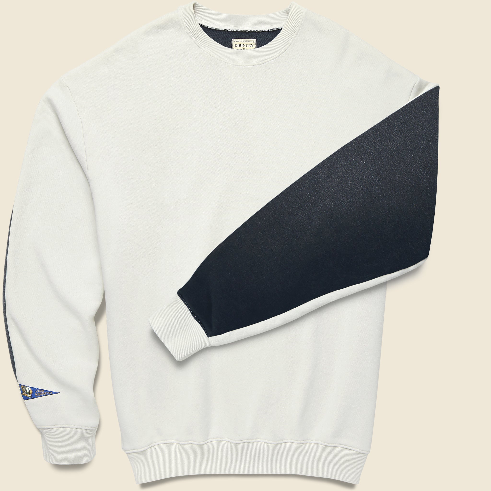 
                          2 Tones Remake Big Sweatshirt - Ecru/Black
                        