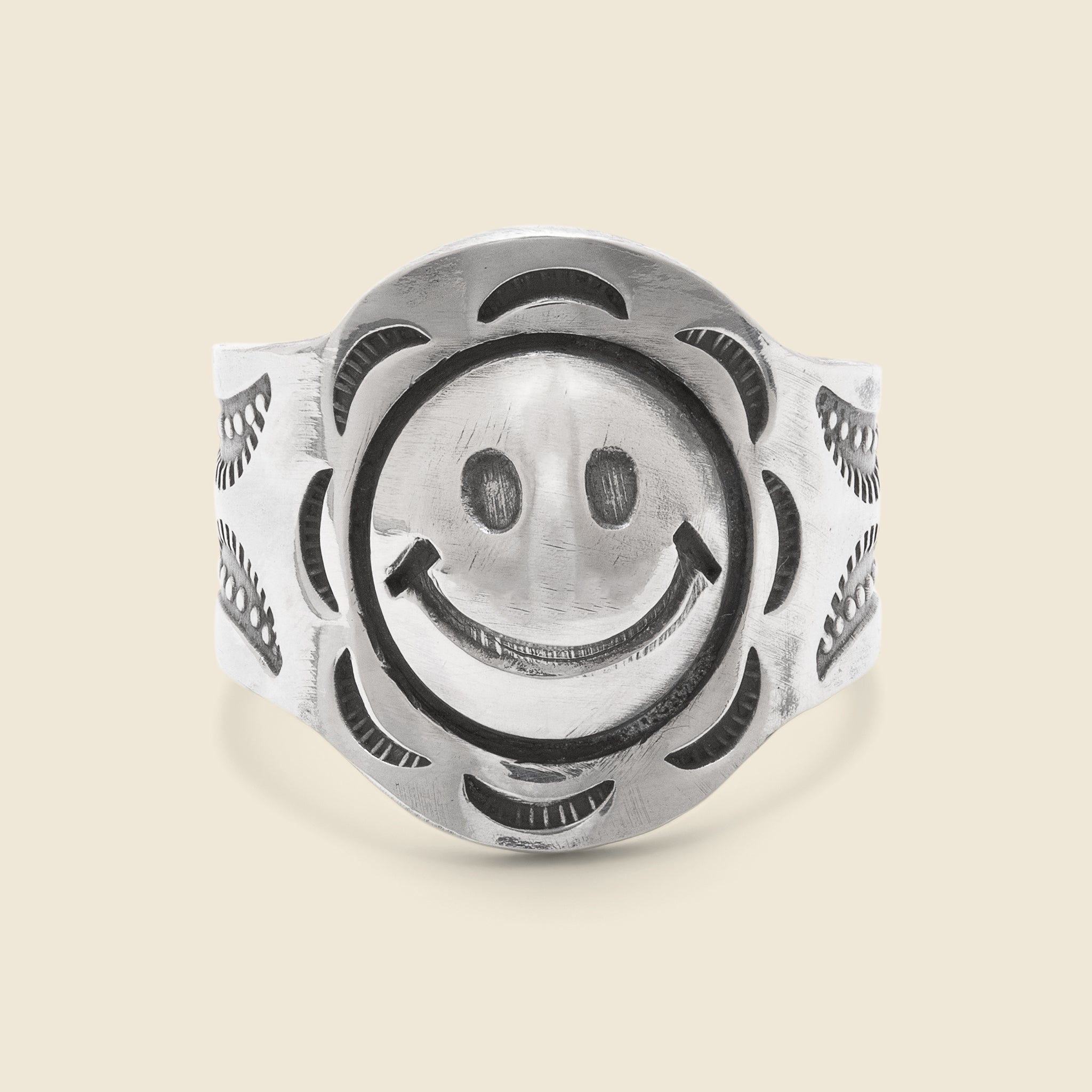 
                          Newtive Ring - Big Smile - Munqa - STAG Provisions - Accessories - Rings
                        