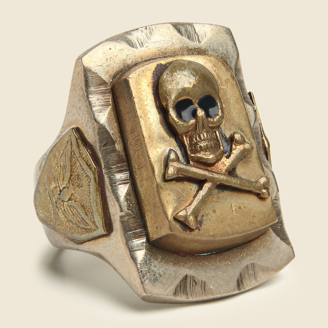 Vintage 1950s Mexican Souvenir Skull Ring