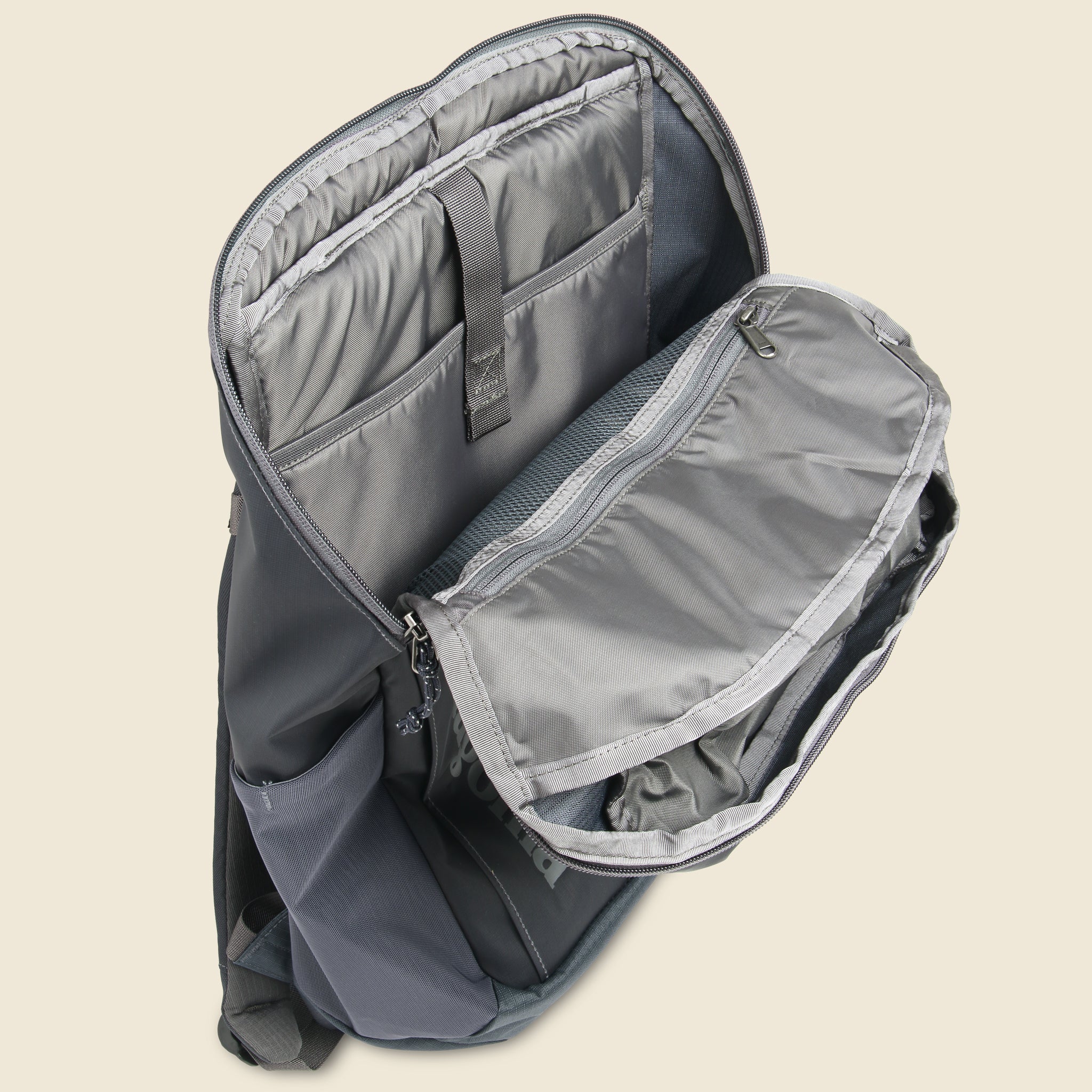 
                          Black Hole Pack 25L - Smolder Blue - Patagonia - STAG Provisions - Accessories - Bags / Luggage
                        