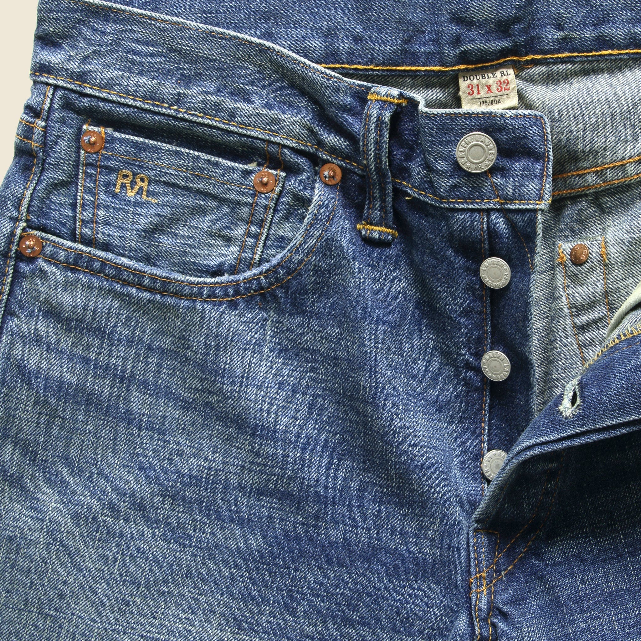 
                          Slim Fit Jean - Hillsview Wash
                        