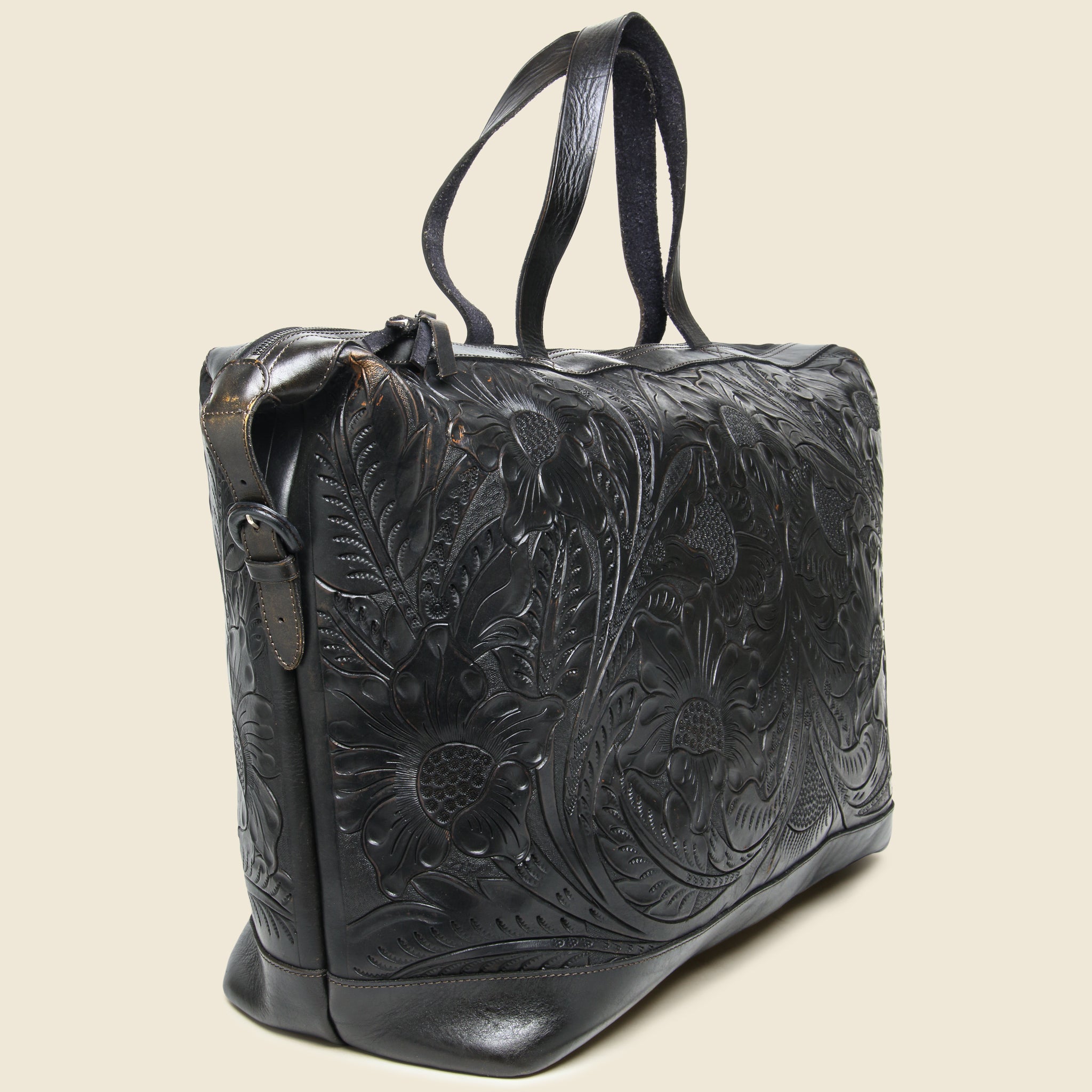 
                          Nathaniel Weekender Bag - Black
                        