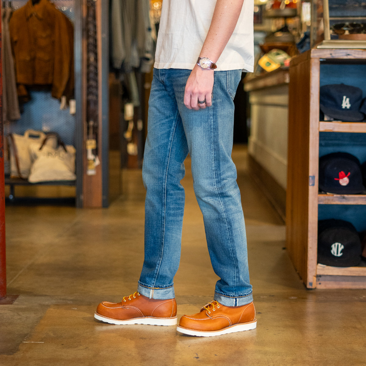 
                          Slim Fit Jean - Hillsview Wash
                        