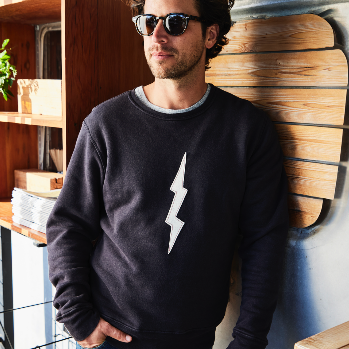 
                          Bolt Sweatshirt - Black - Imogene + Willie - STAG Provisions - Tops - Fleece / Sweatshirt
                        