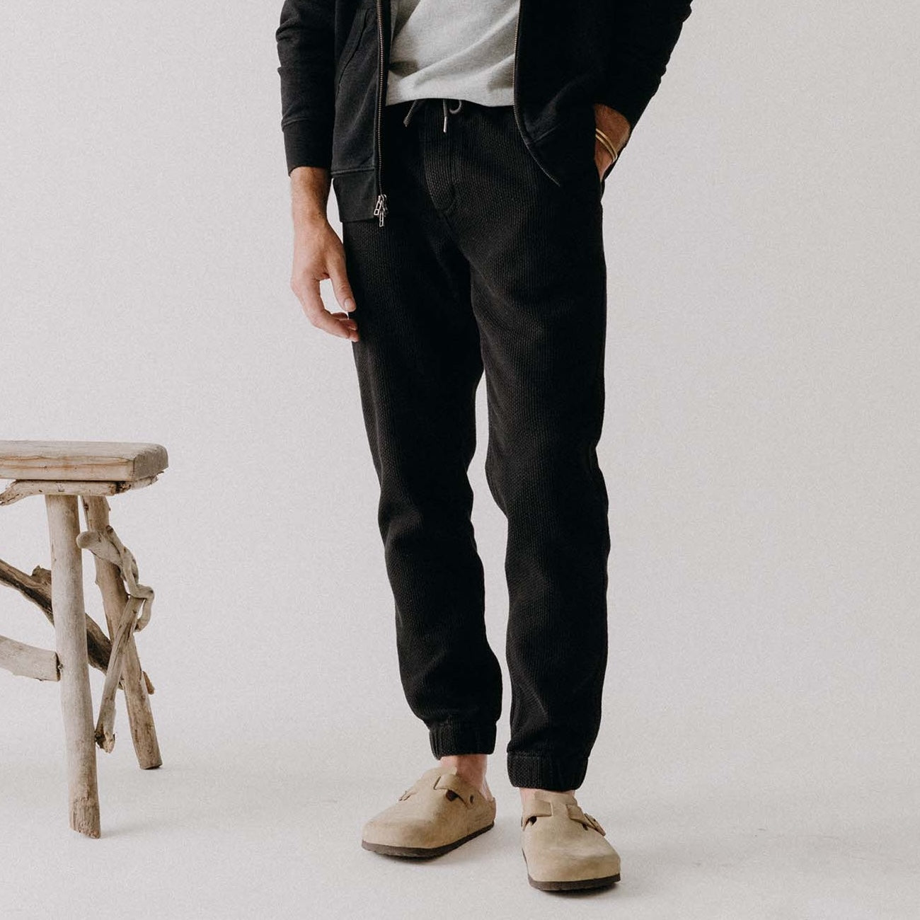 
                          Apres Pant - Coal Sashiko
                        