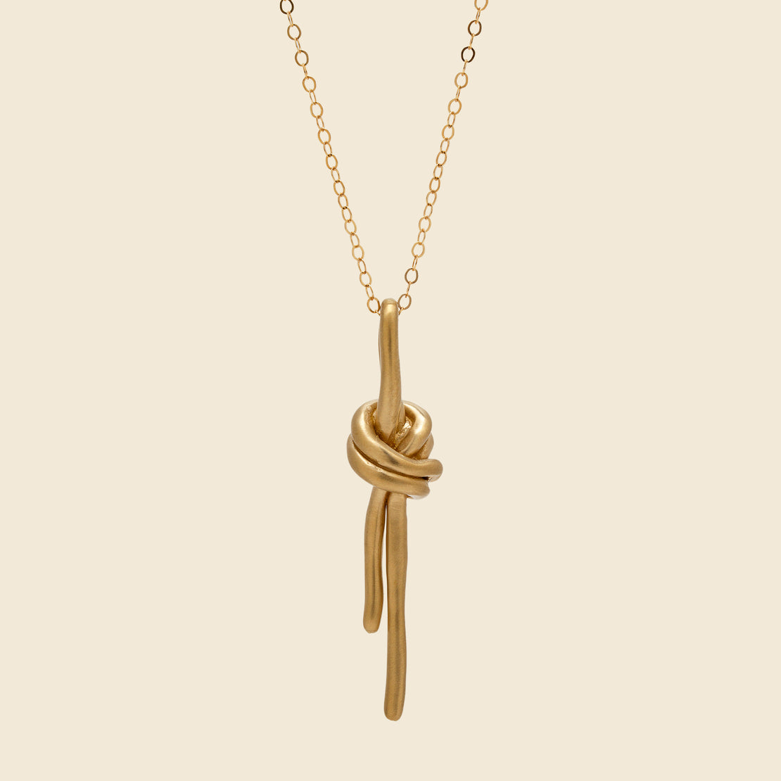 8.6.4 Design Knot Charm Necklace - Brass