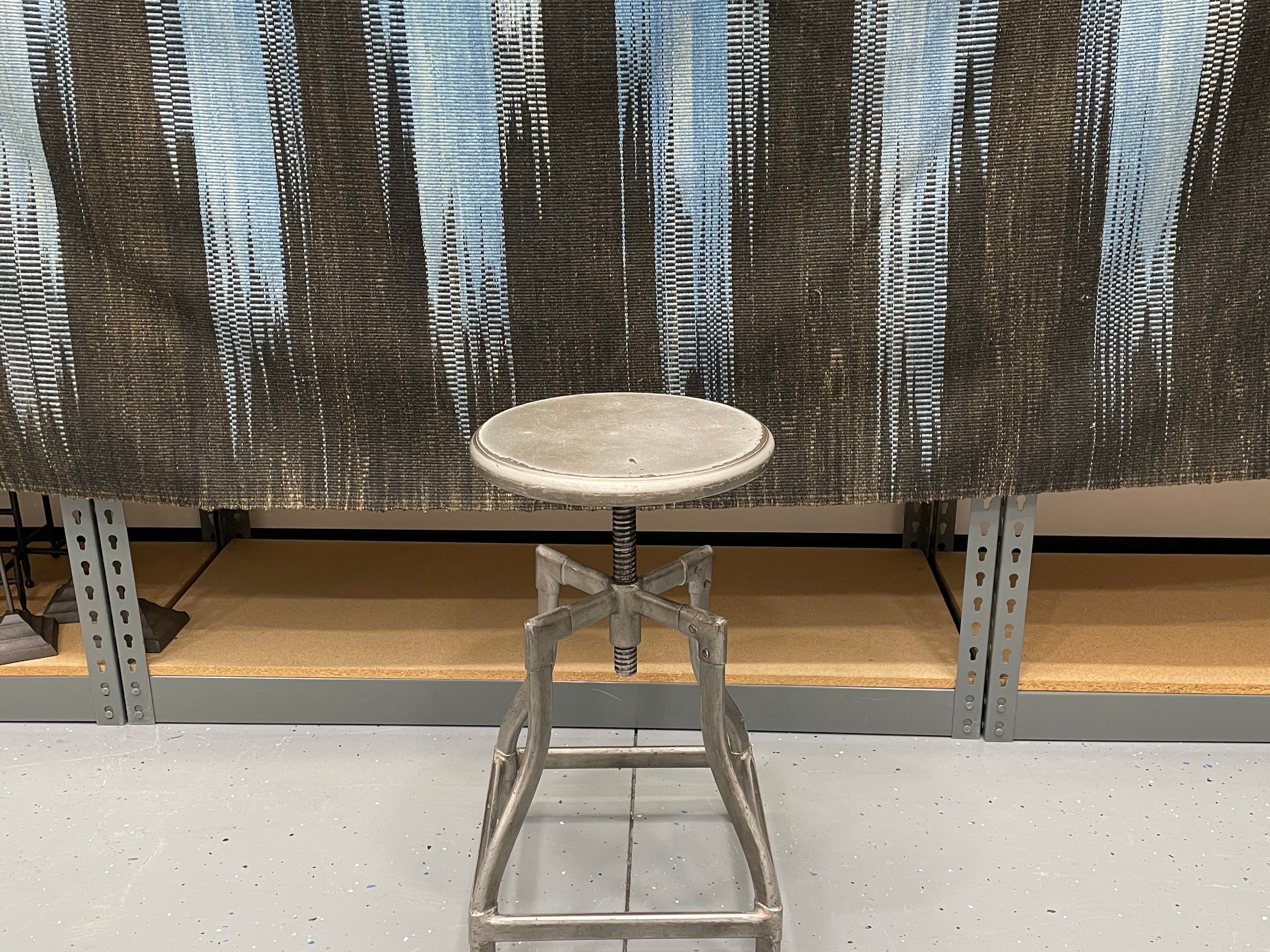A36 - Steel Swivel Stool - Warehouse Sale - STAG Provisions - Warehouse Sale