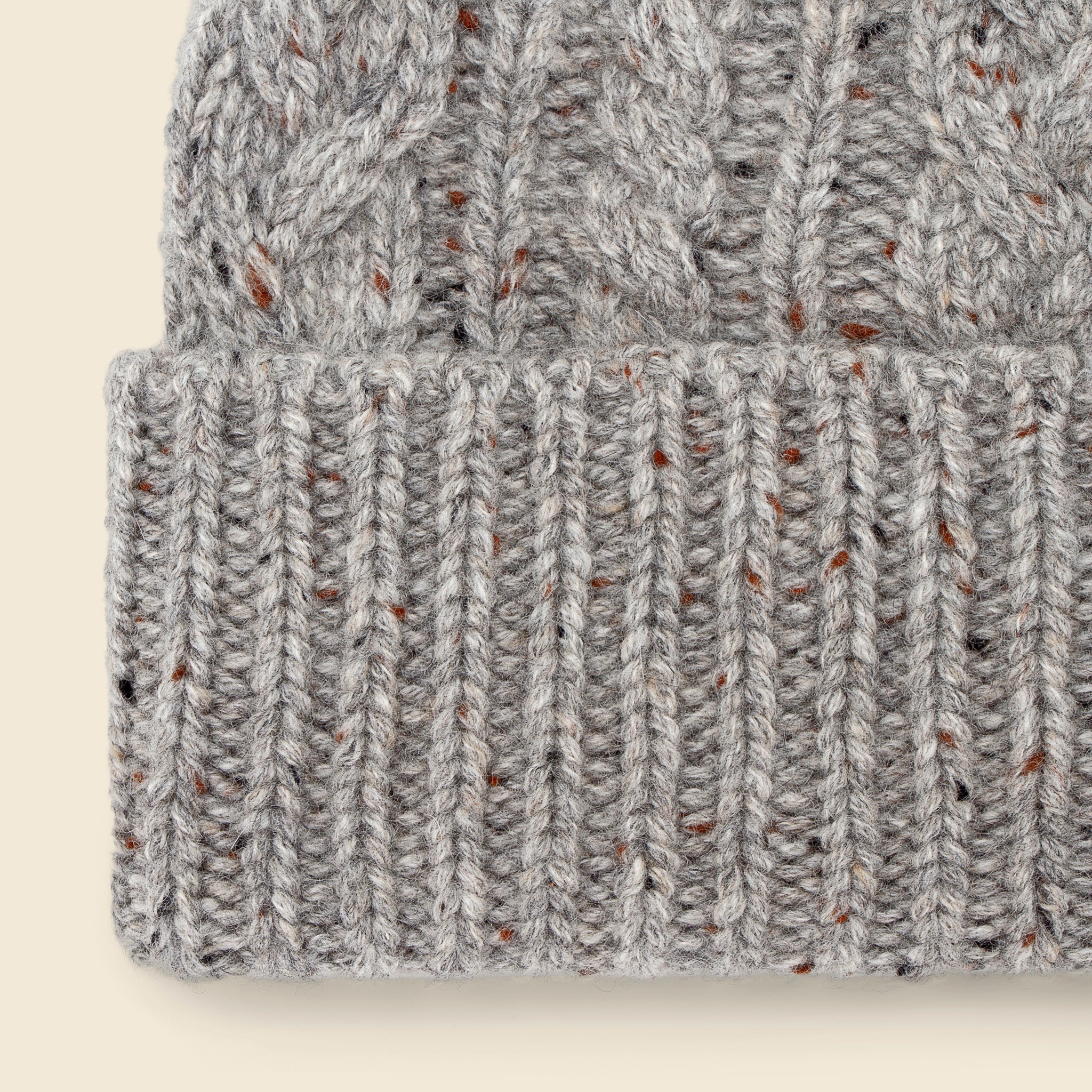 
                          Cashmere Cable Beanie - Grey Donegal - Alex Mill - STAG Provisions - Accessories - Hats
                        