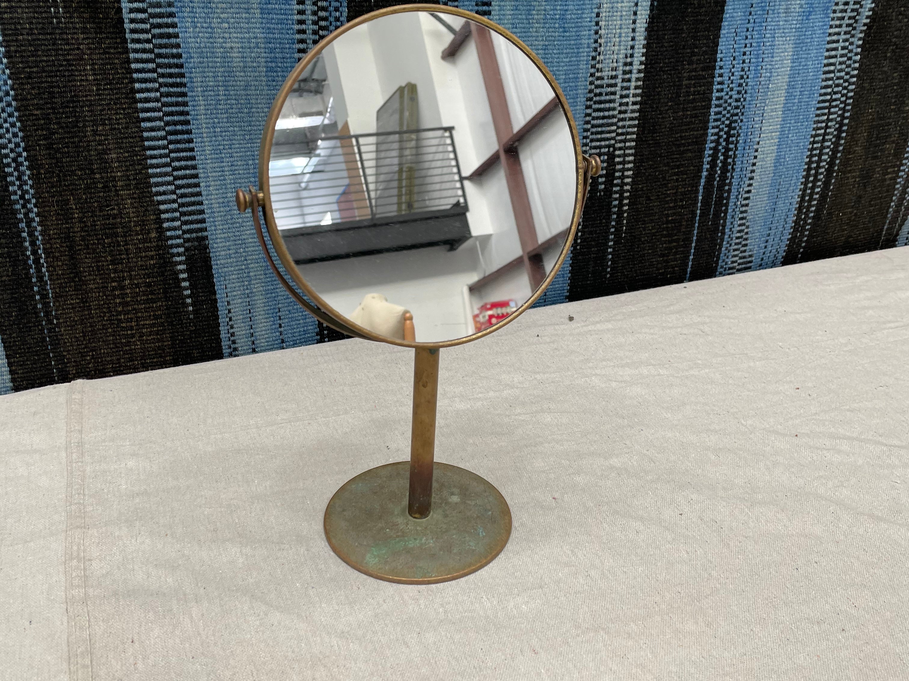 B27 - Small Countertop Mirror - Warehouse Sale - STAG Provisions - Warehouse Sale