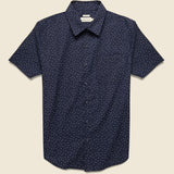 Malcom Shirt - Navy Arrow - Bridge & Burn - STAG Provisions - Tops - S/S Woven - Other Pattern