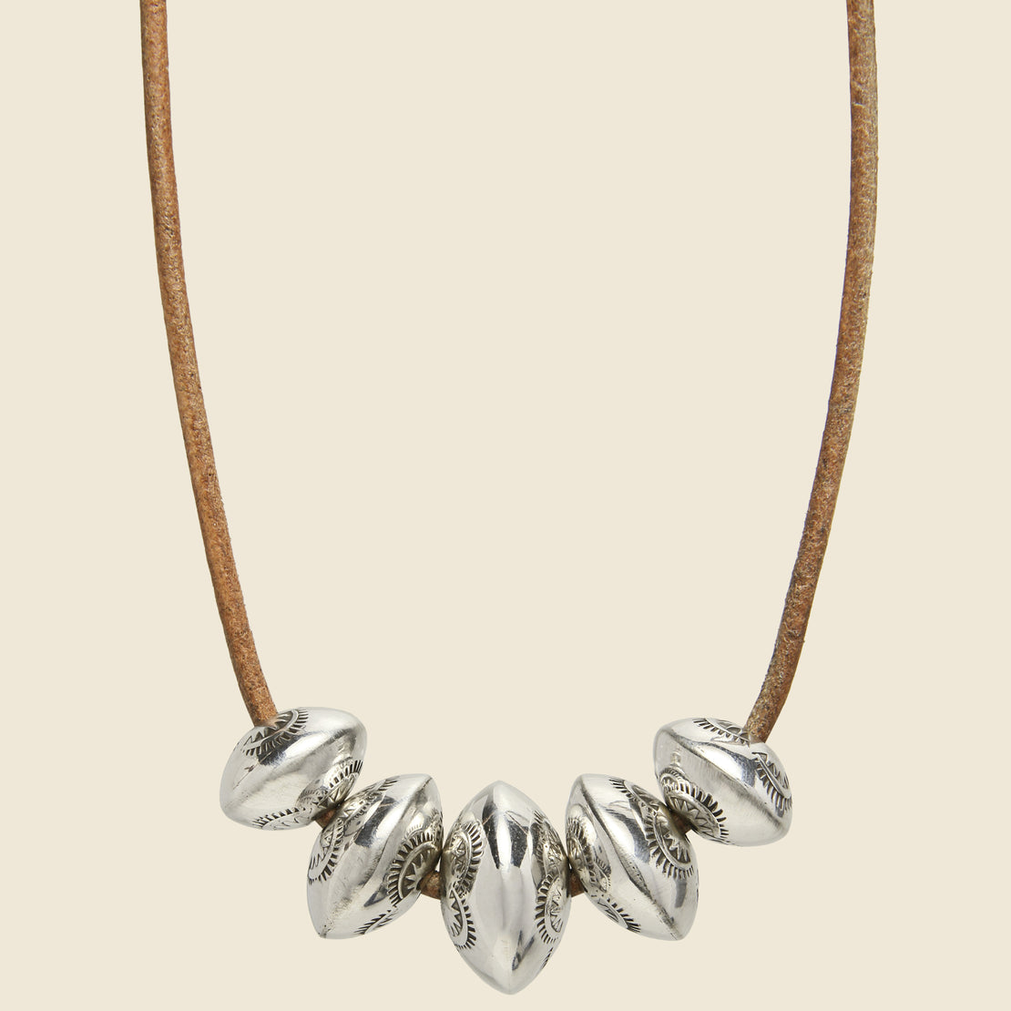 Navajo Pearl Leather Necklace - Sterling Silver/Tan