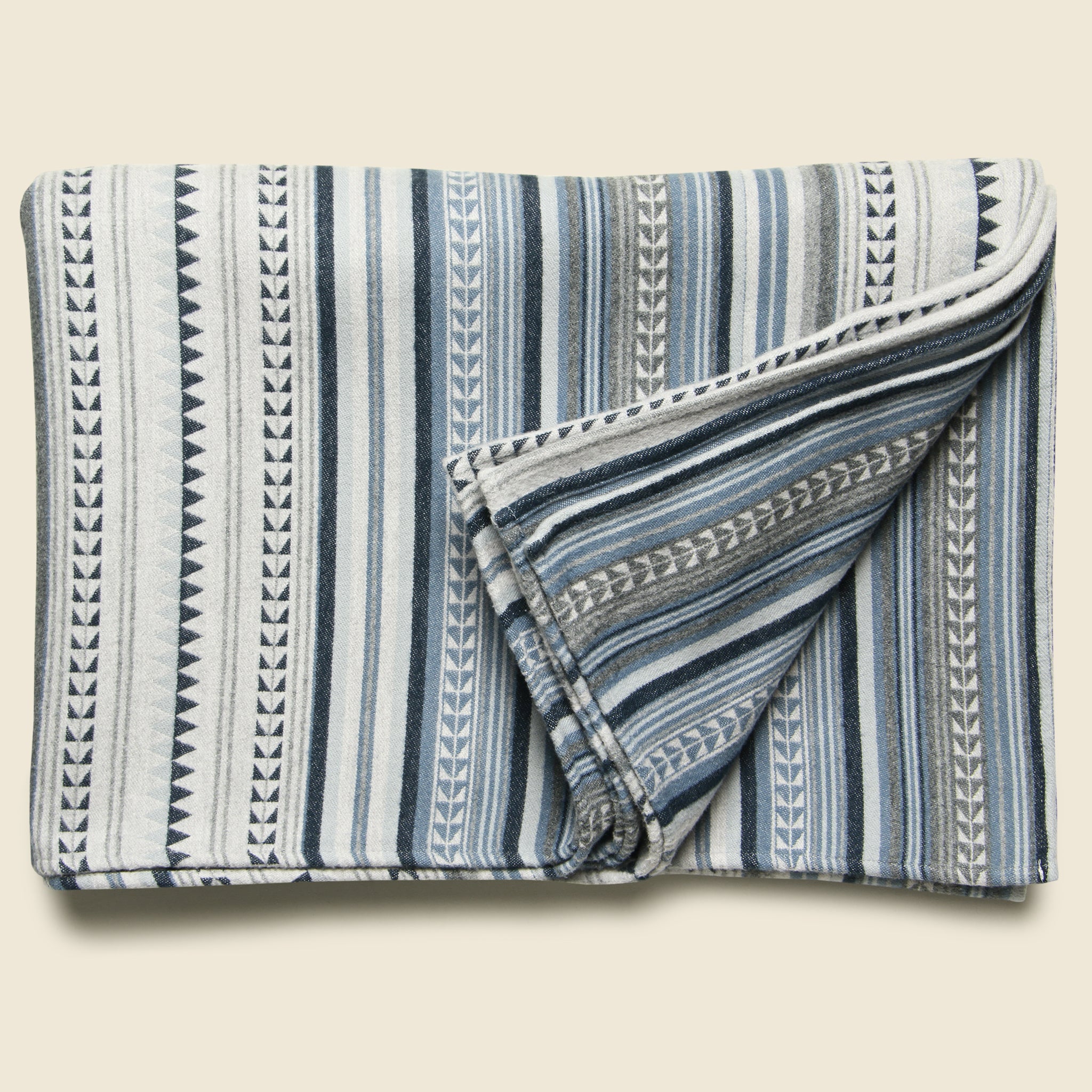 Adirondack Blanket - Cloud Sky Geo - Faherty - STAG Provisions - Gift - Blankets