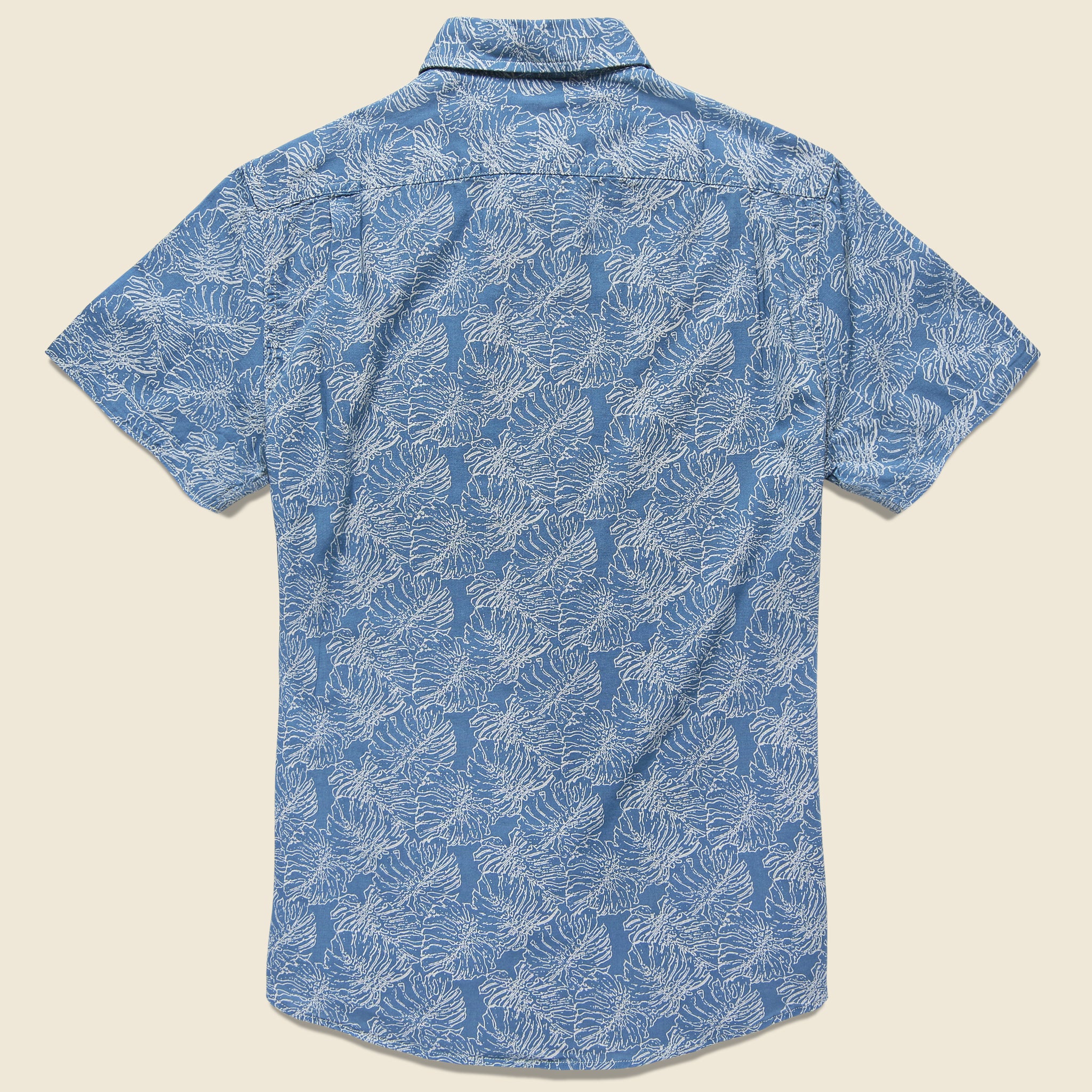 
                          Leaf Print Summer Weave Shirt - Moonlight Blue - Grayers - STAG Provisions - Tops - S/S Woven - Floral
                        