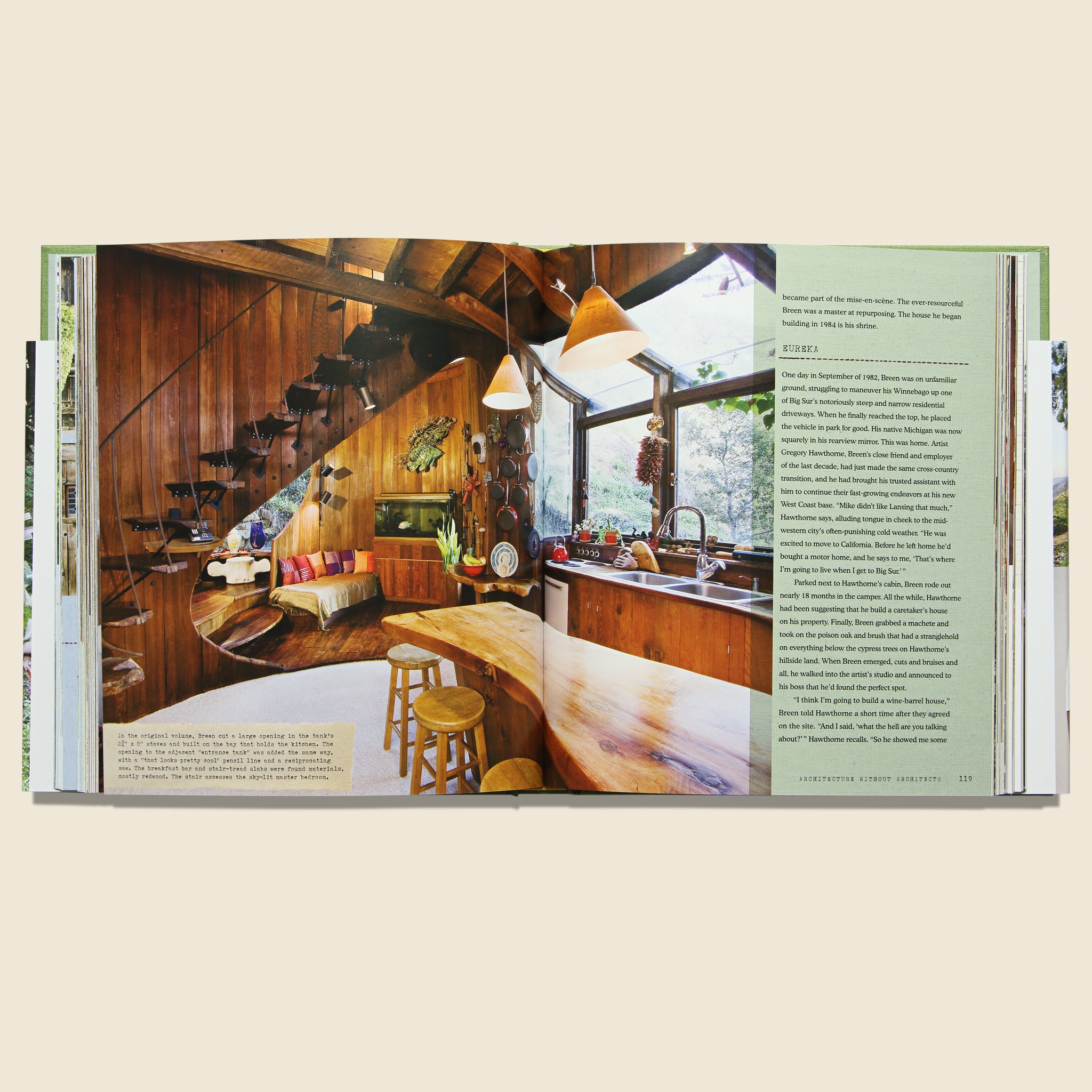 
                          Handmade Houses: A Century of Earth-Friendly Home Design - Richard Olsen - Bookstore - STAG Provisions - Gift - Books
                        