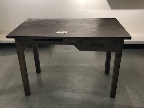 H7 - Wire Top Hanger - Warehouse Sale - STAG Provisions - Warehouse Sale