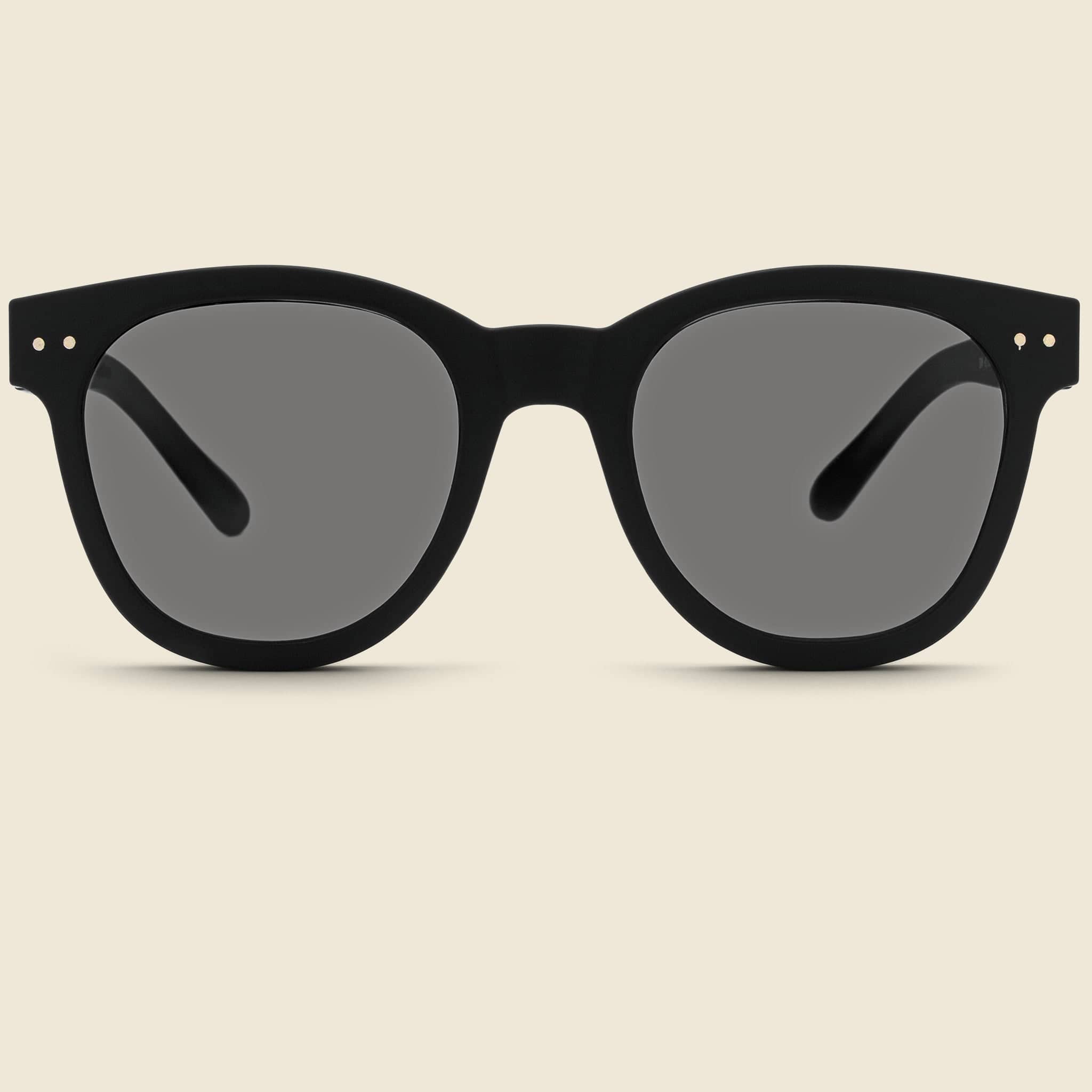 The Trapeze Oversize #N - Black - Izipizi - STAG Provisions - Accessories - Eyewear
