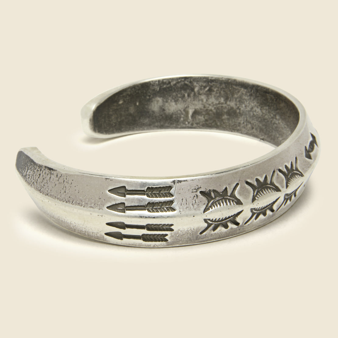 JDS - Women's Sunburst & Double Arrow Large Carney Cuff, SS21D, Silver - Jonathan Day Silversmith - STAG Provisions - W - One & Done - Accessories & Jewelry