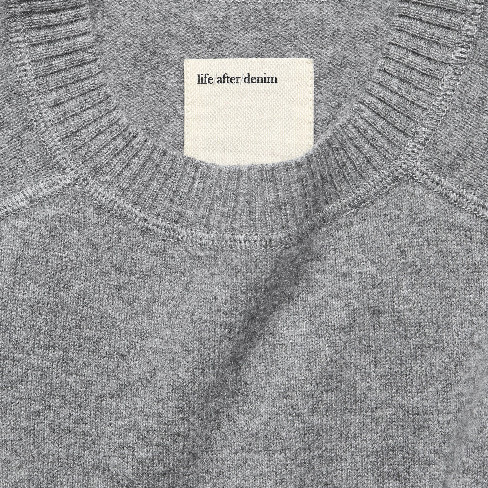 
                          Columbia Cashmere Sweater - Heather Grey - Life After Denim - STAG Provisions - Tops - Sweater
                        