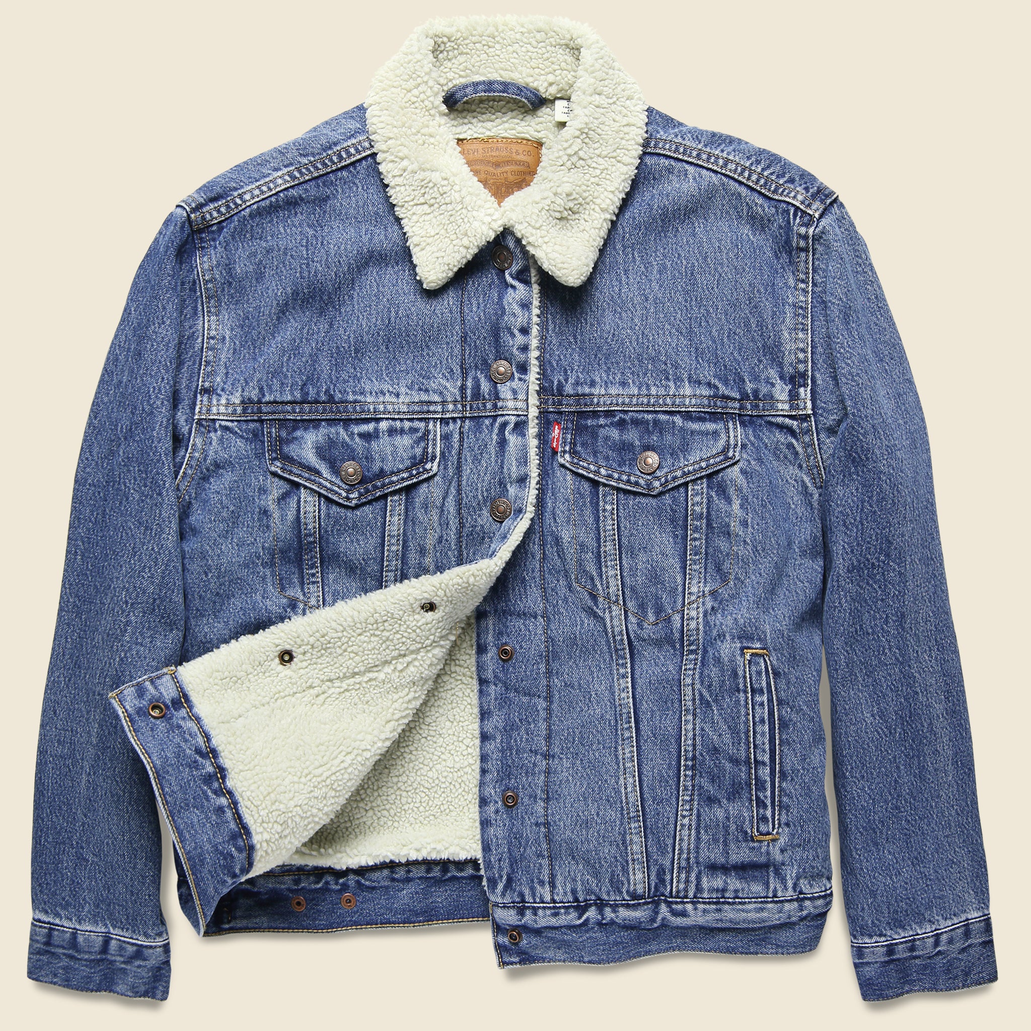 
                          Ex-Boyfriend Sherpa Trucker Jacket - Mid Blue - Levis Premium - STAG Provisions - W - Outerwear - Coat/Jacket
                        