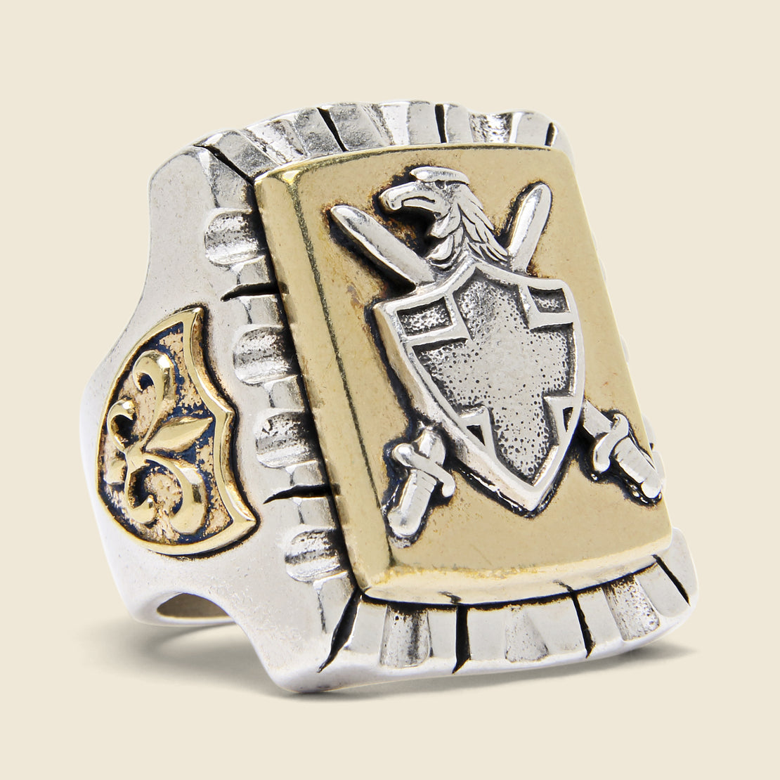 LHN Jewelry Coat of Arms Souvenir Ring - Silver/Brass