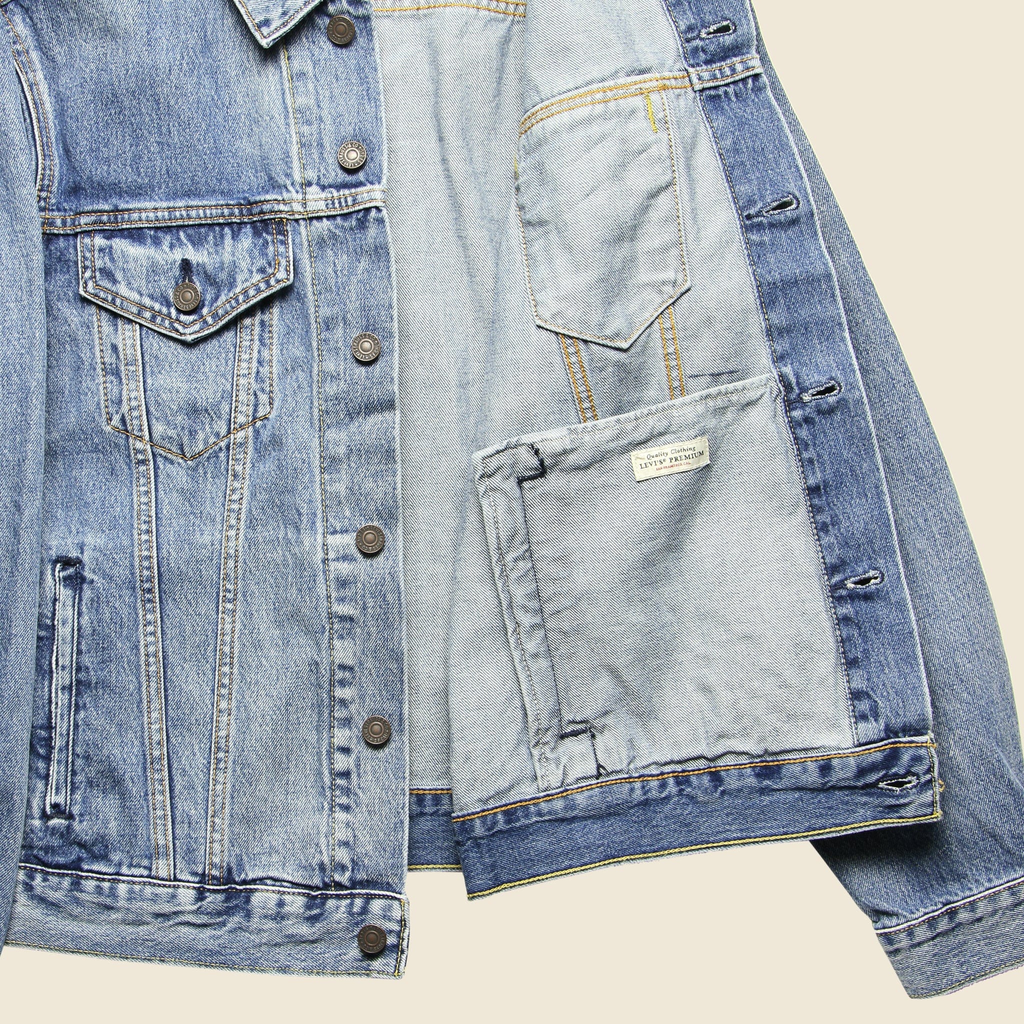 Virgil Trucker Jacket - V.Lite - Levis Premium - STAG Provisions - Outerwear - Coat / Jacket