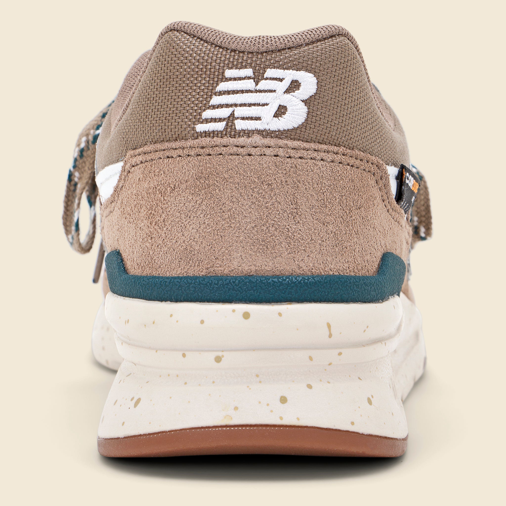 
                          997H Sneaker - Mushroom/ Trek - New Balance - STAG Provisions - Shoes - Athletic
                        