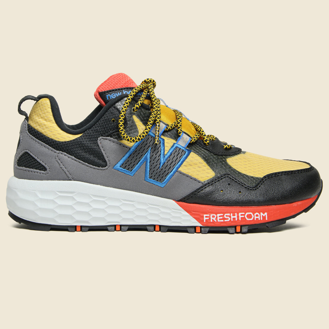 New Balance Fresh Foam Crag V2 Sneaker - Gold/Black/Red