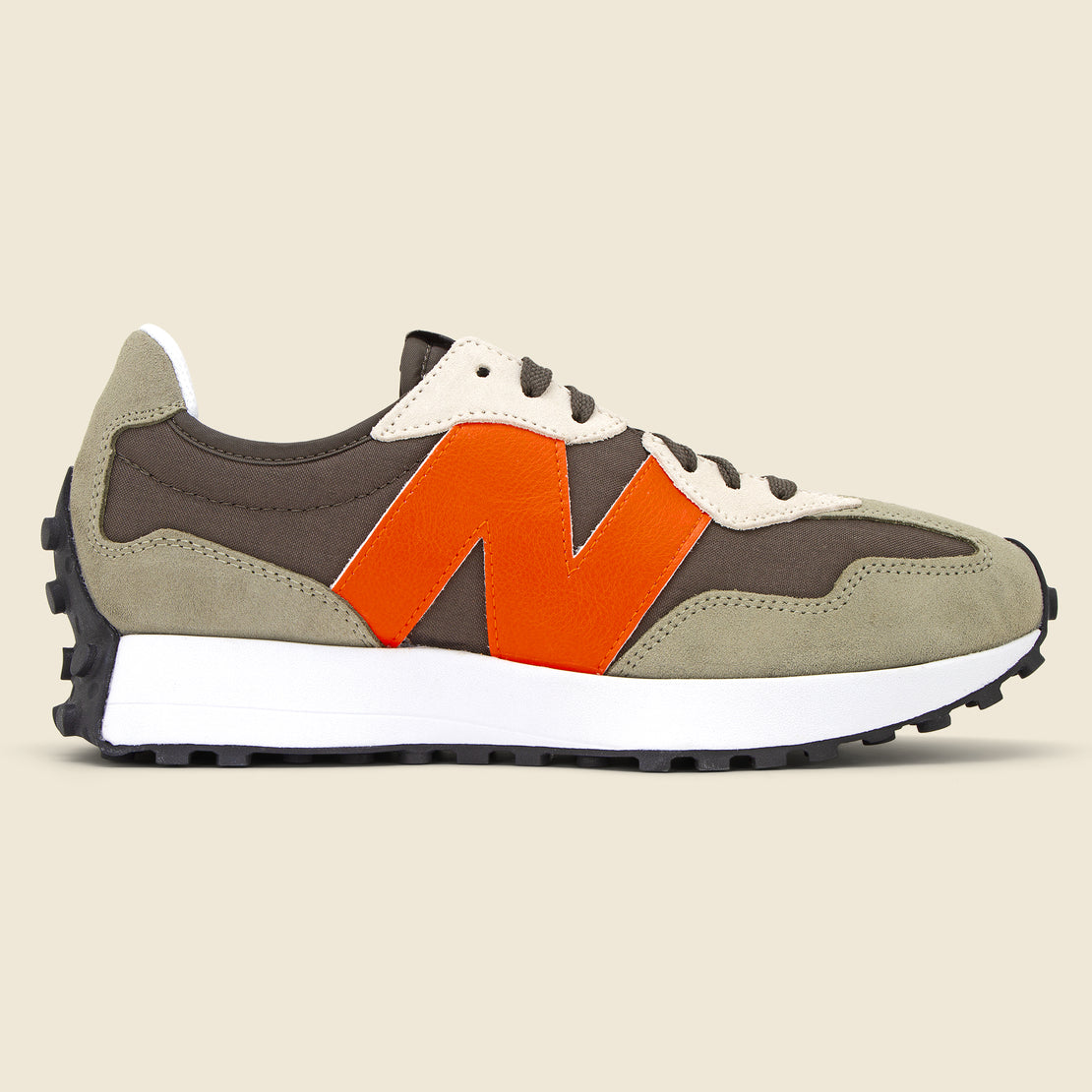 New Balance 327 Sneaker - True Camo/Vibrant Orange
