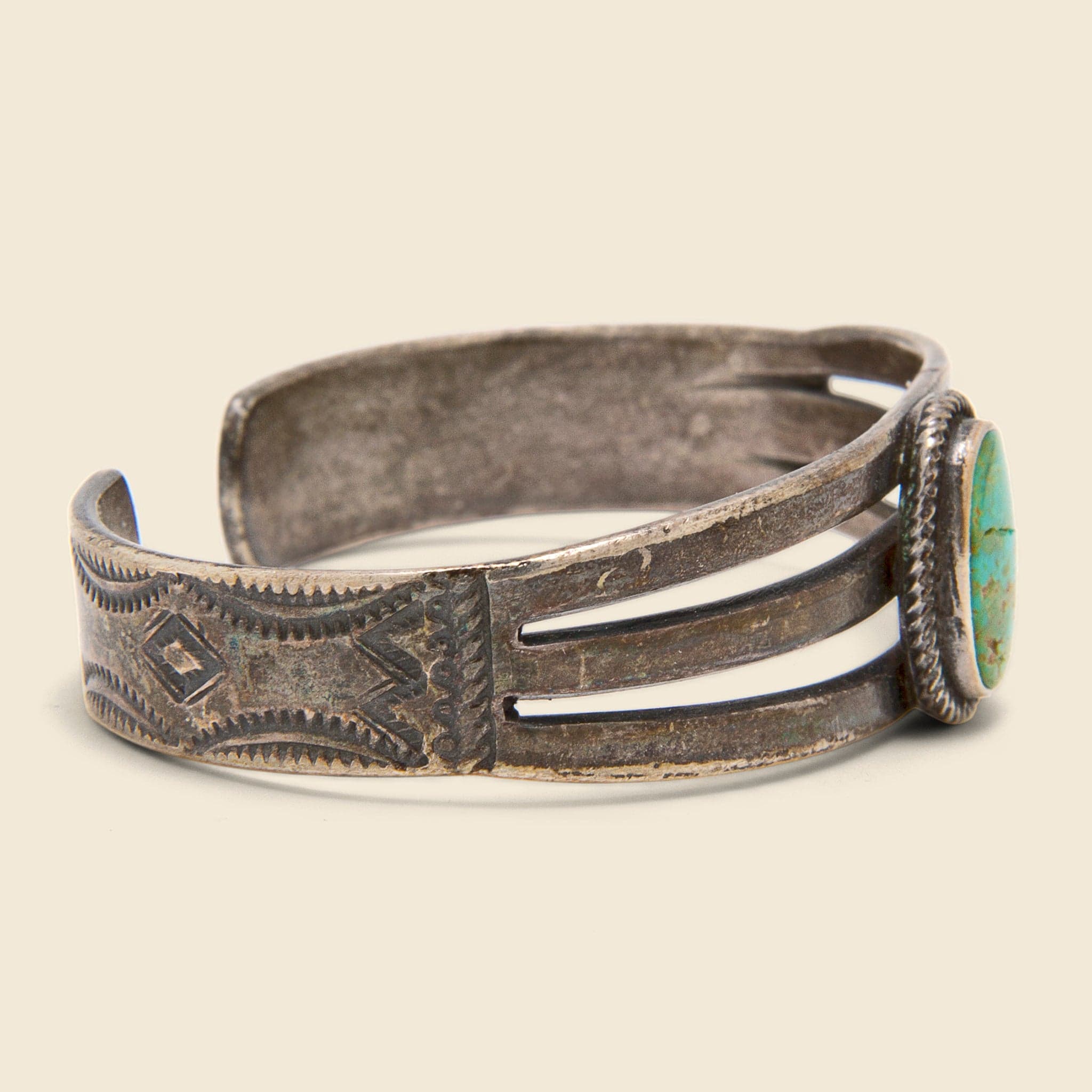 
                          Single Stone Turquoise Cuff - Silver - Vintage - STAG Provisions - W - One &amp; Done - Accessories &amp; Jewelry
                        