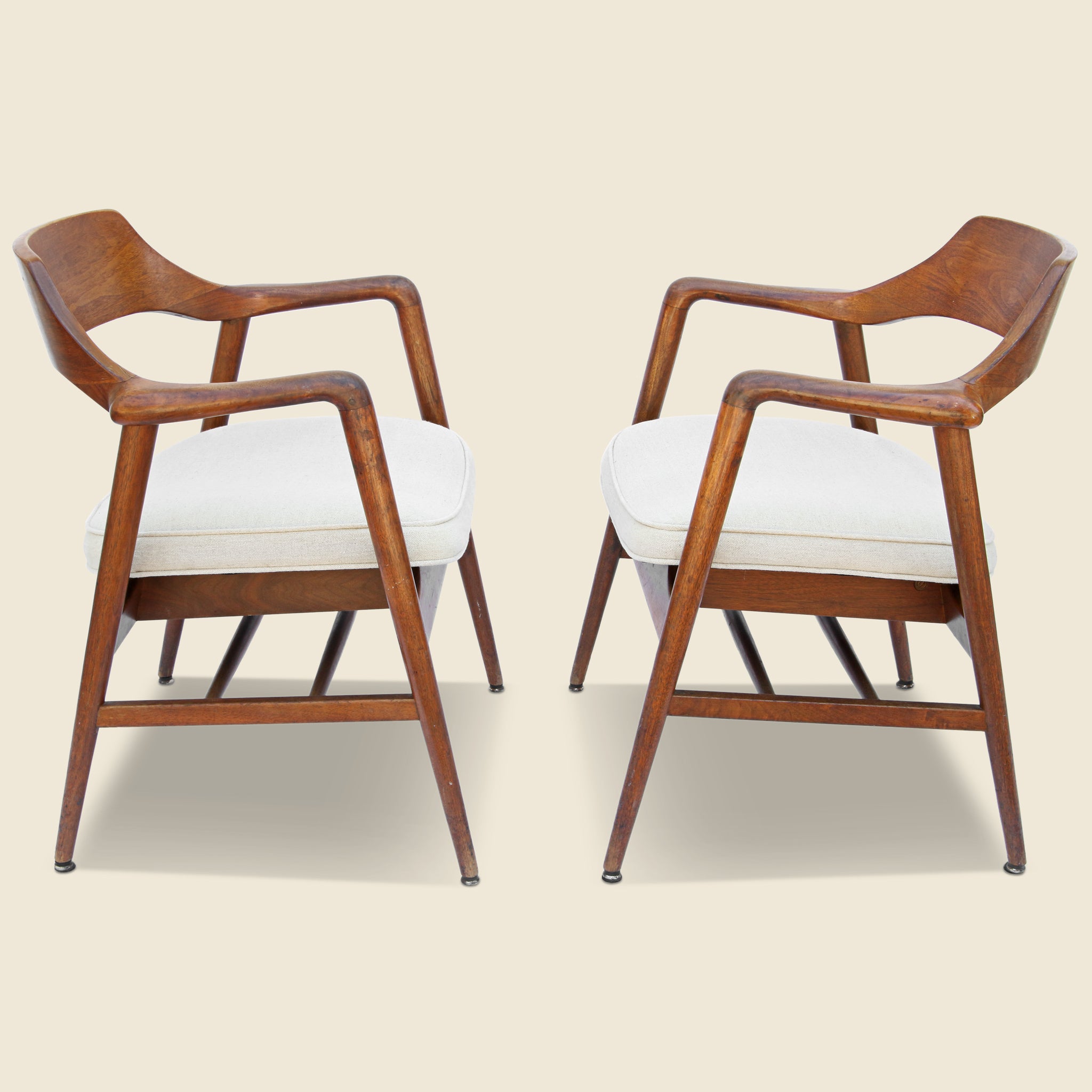 
                          Genuine Gunlocke Chairs - Vintage - STAG Provisions - One &amp; Done - Furniture
                        