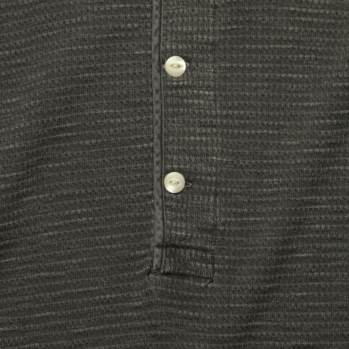 RRL Garment-Dyed Waffle-Knit Henley Shirt Charcoal Heather - MILWORKS