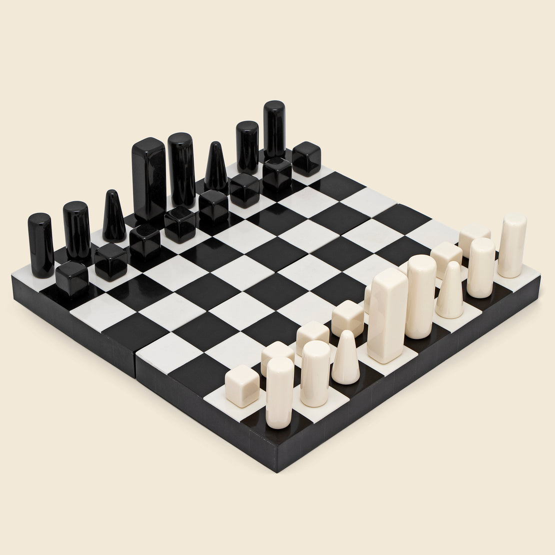 Home Horn Chess Set
