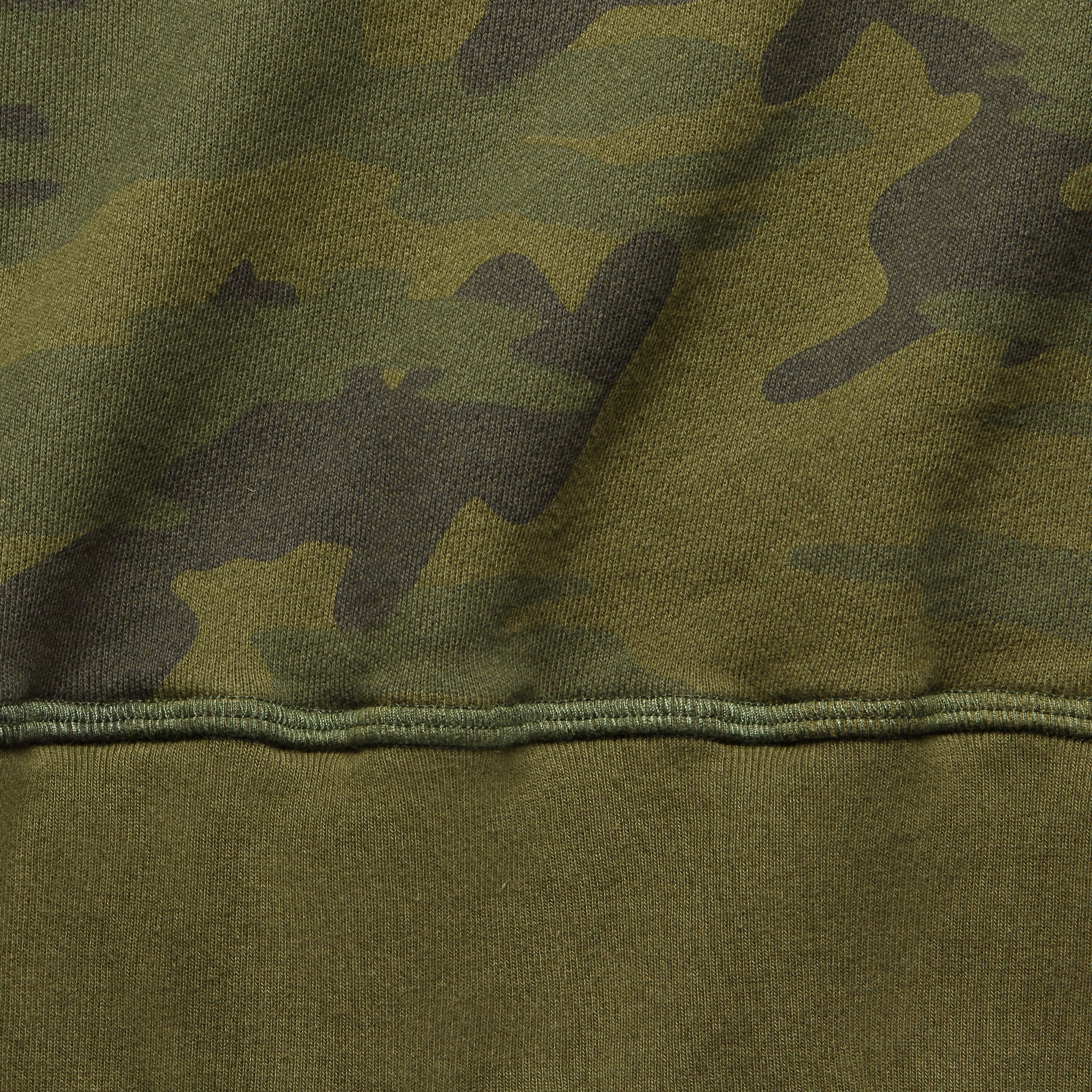 Fatigue Camo Sweatshirt - Green - Todd Snyder - STAG Provisions - Tops - Fleece / Sweatshirt