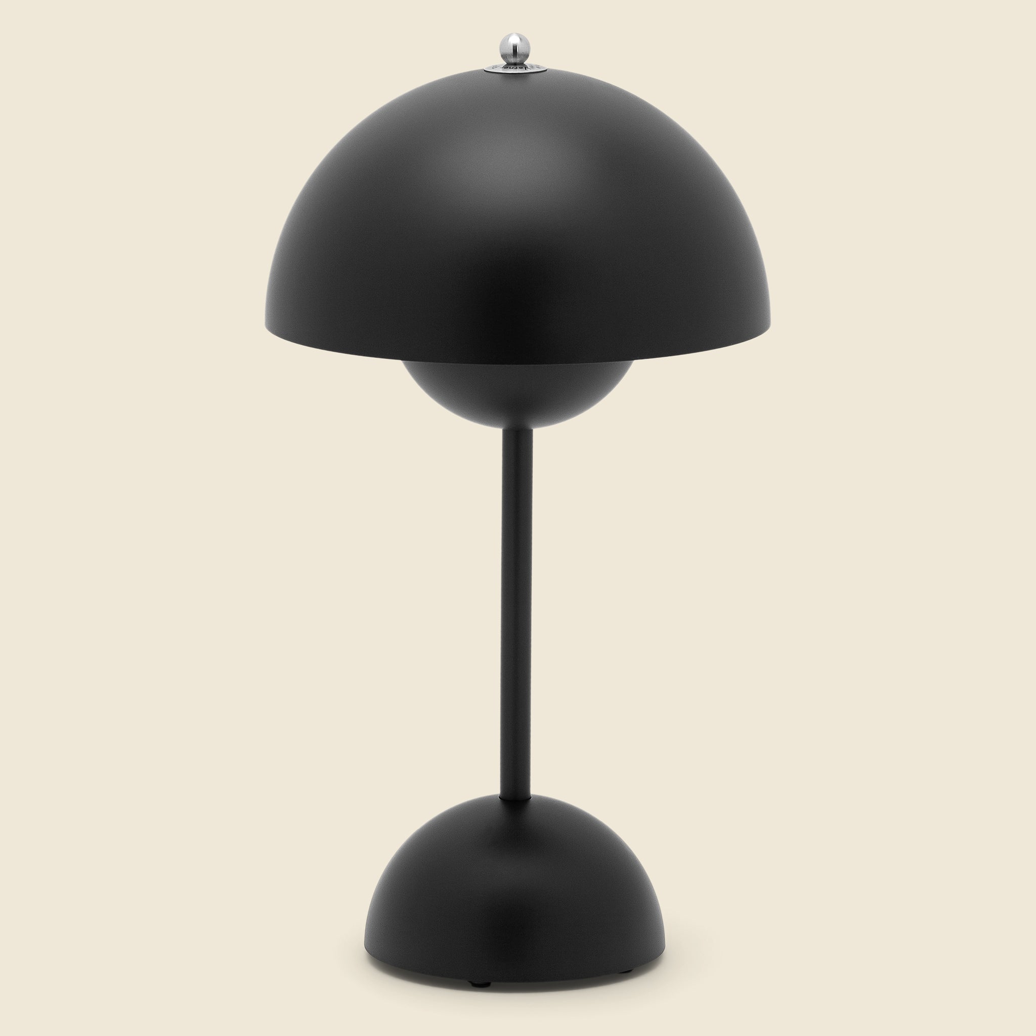 Flowerpot Table Lamp - Matte Black - Home - STAG Provisions - Home - Art & Accesories - Lighting