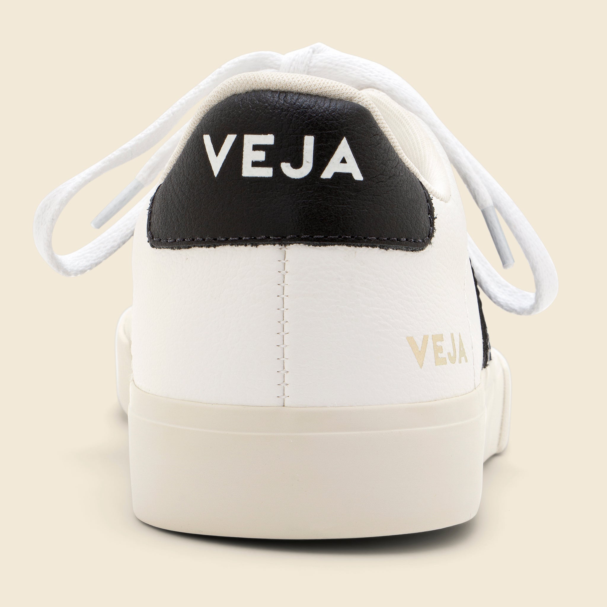 
                          Campo Chrome Free Sneaker - Extra White/Black - Veja - STAG Provisions - Shoes - Athletic
                        