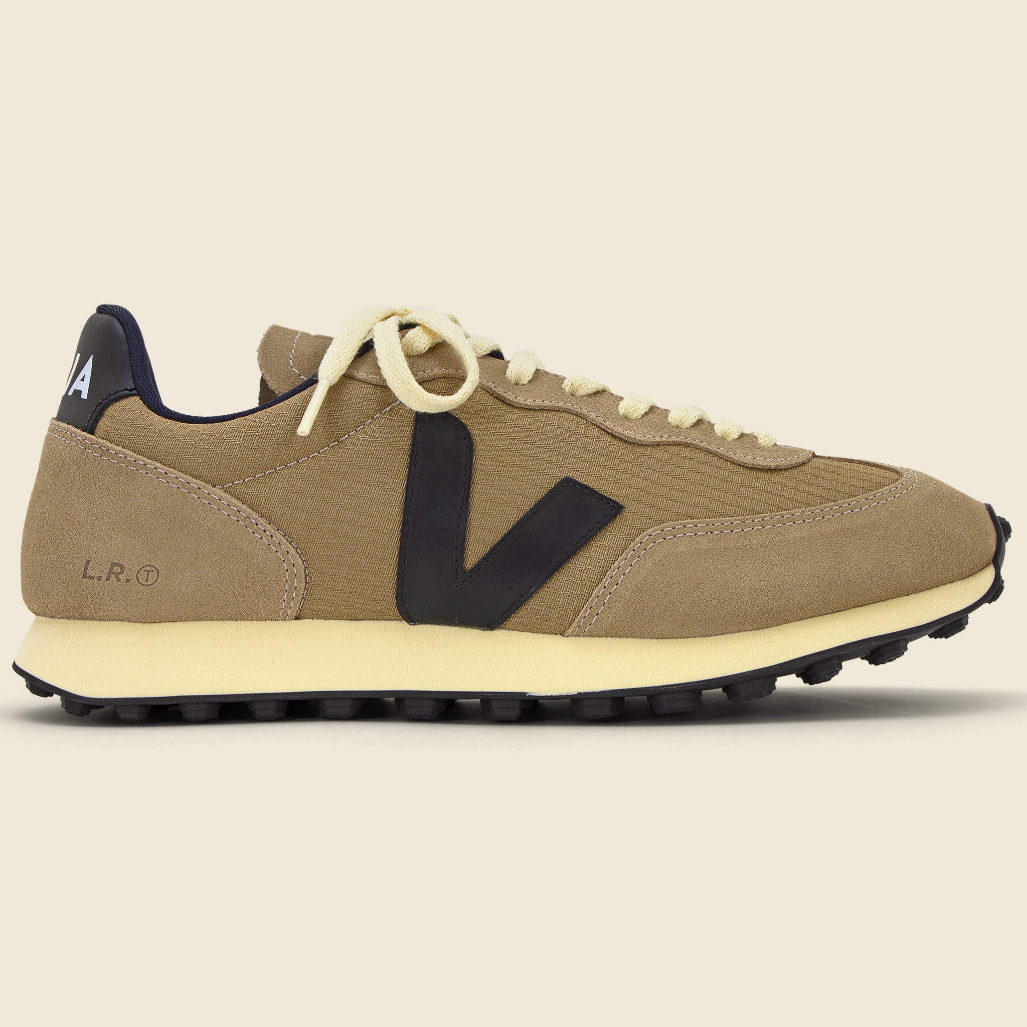 Rio Branco Ripstop Sneaker - Dune Black - Veja - STAG Provisions - Shoes - Athletic