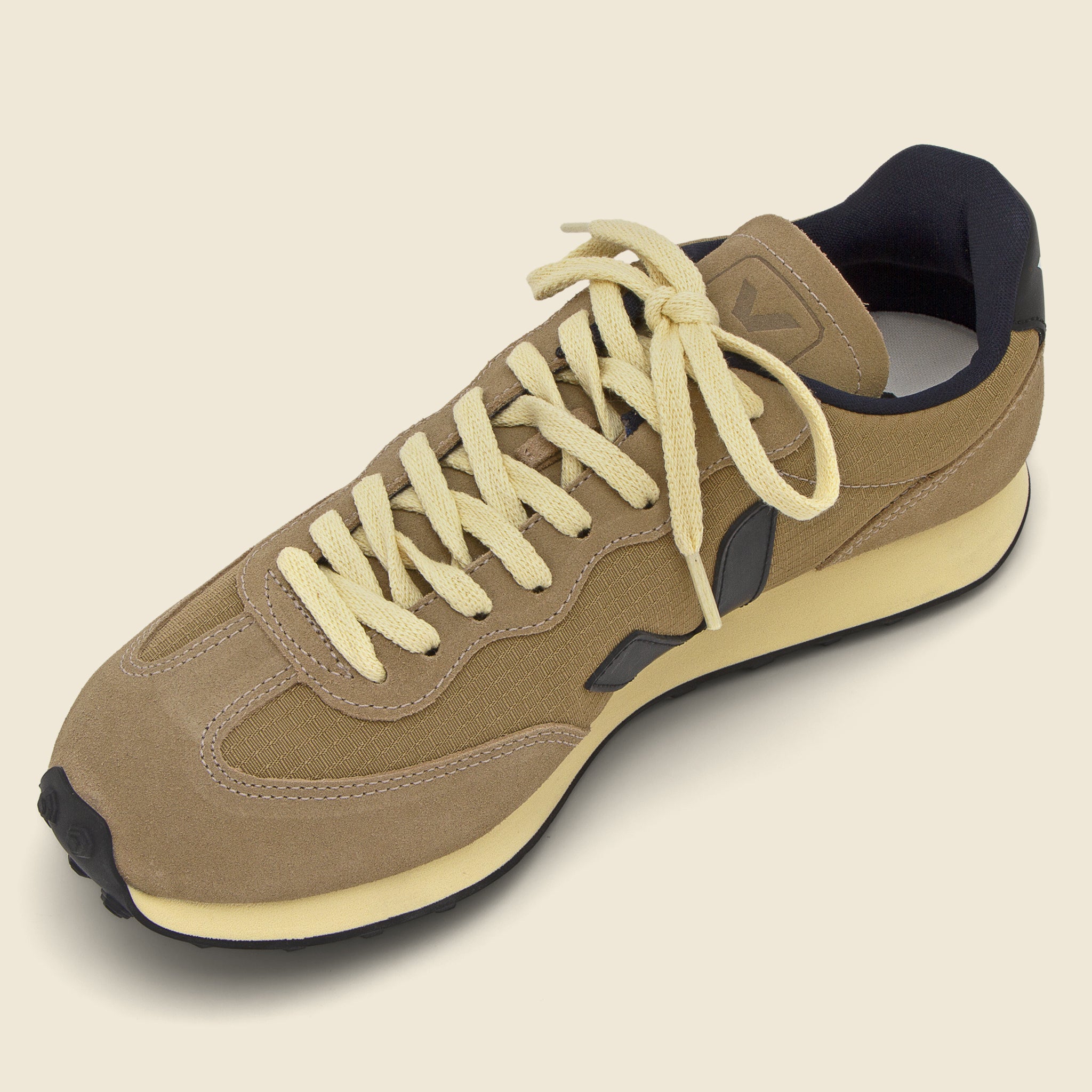 Rio Branco Ripstop Sneaker - Dune Black - Veja - STAG Provisions - Shoes - Athletic