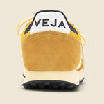 Rio Branco Alveomesh Sneaker - Ouro White - Veja - STAG Provisions - Shoes - Athletic