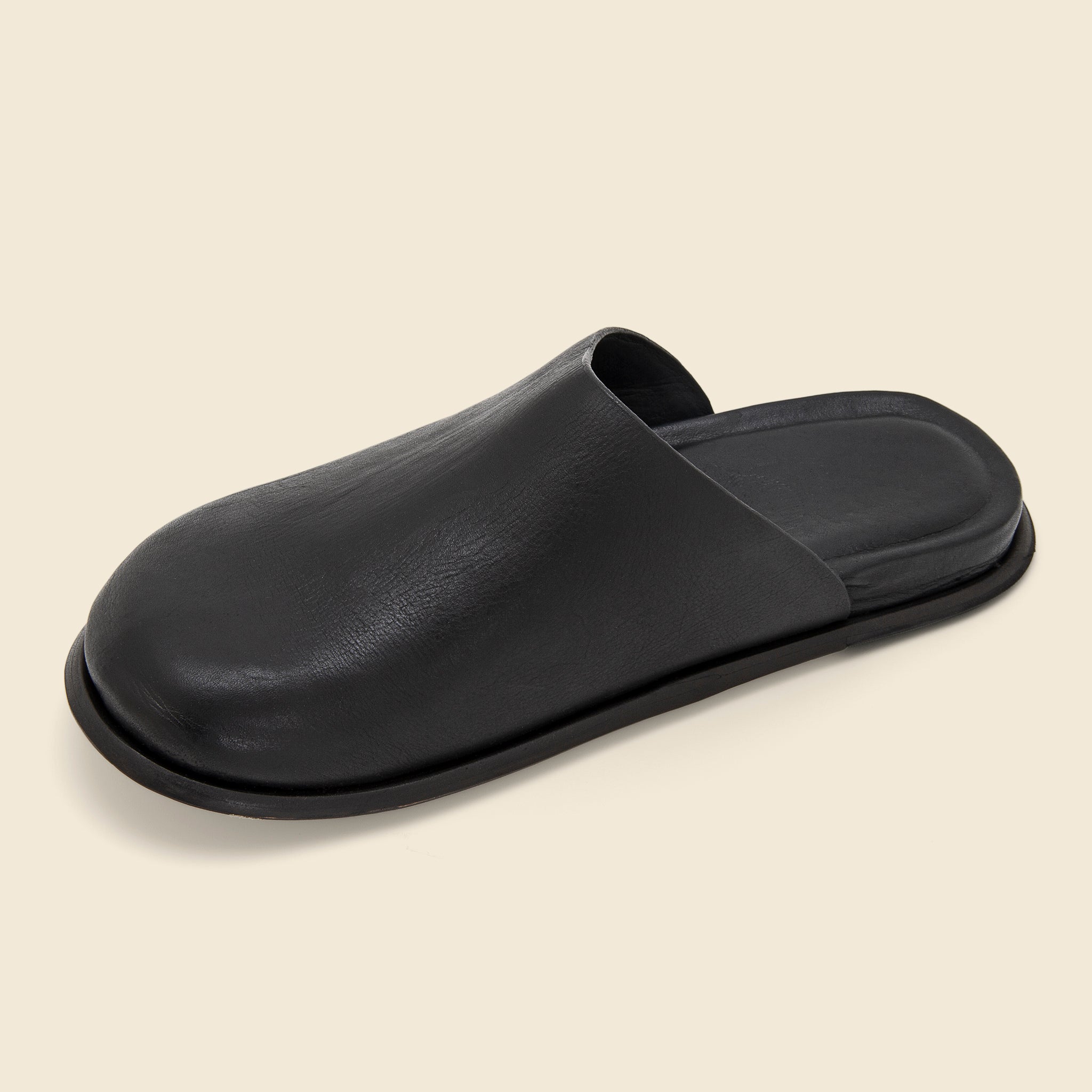 
                          Ogden Slide - Black - Wal &amp; Pai - STAG Provisions - W - Shoes - Sandals
                        